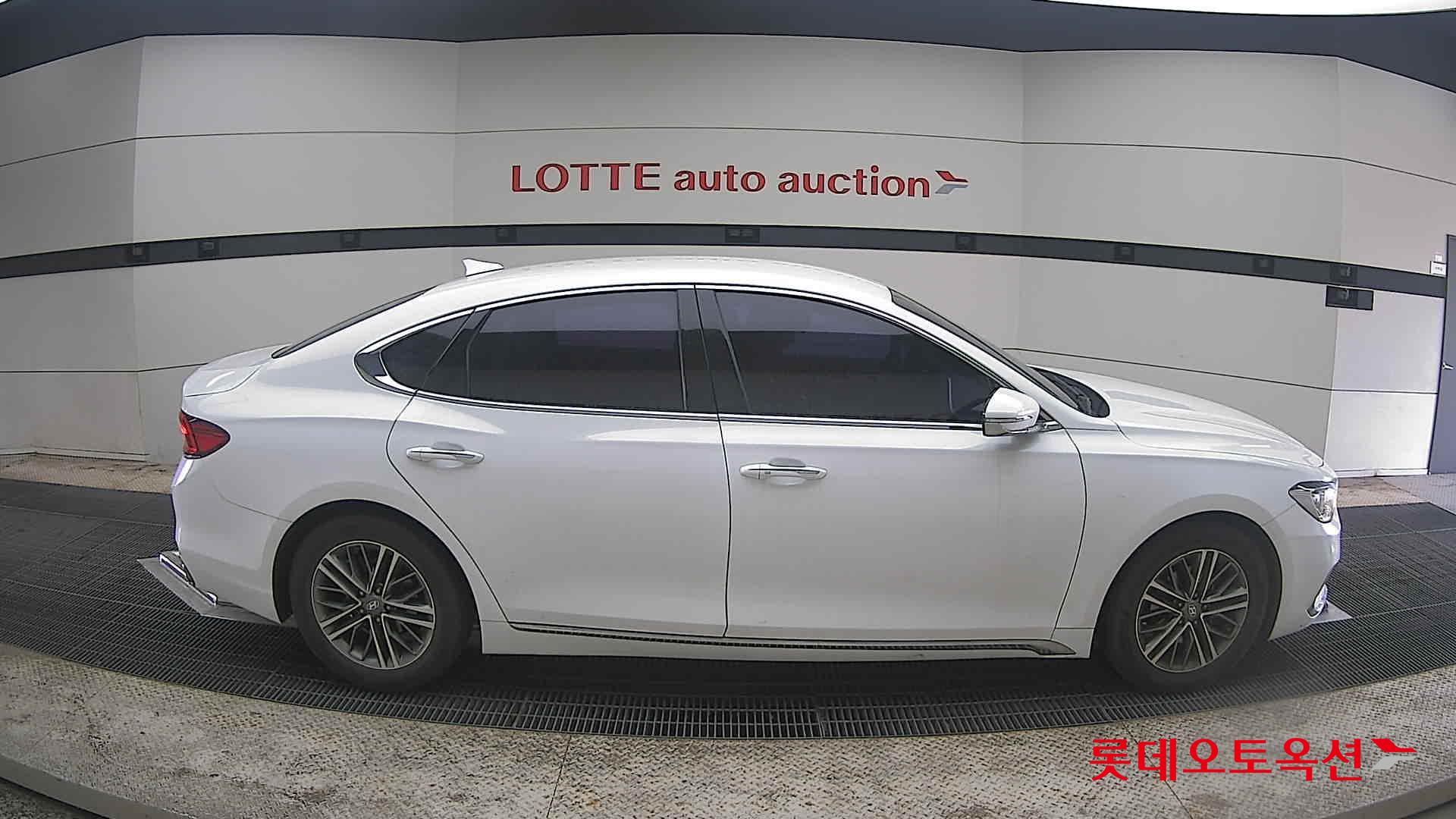 Hyundai Grandeur 2019 - Image 21