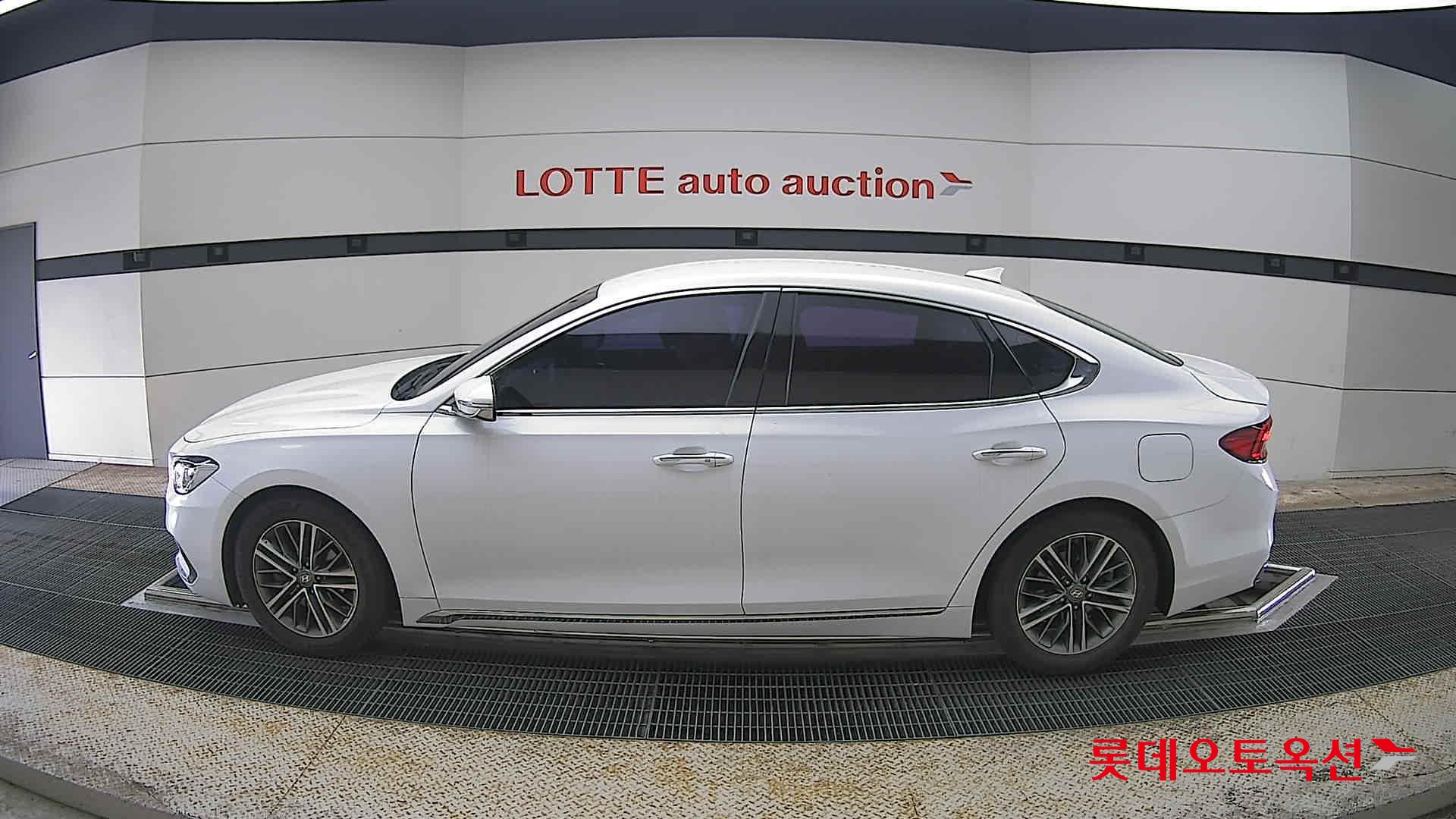Hyundai Grandeur 2019 - Image 13