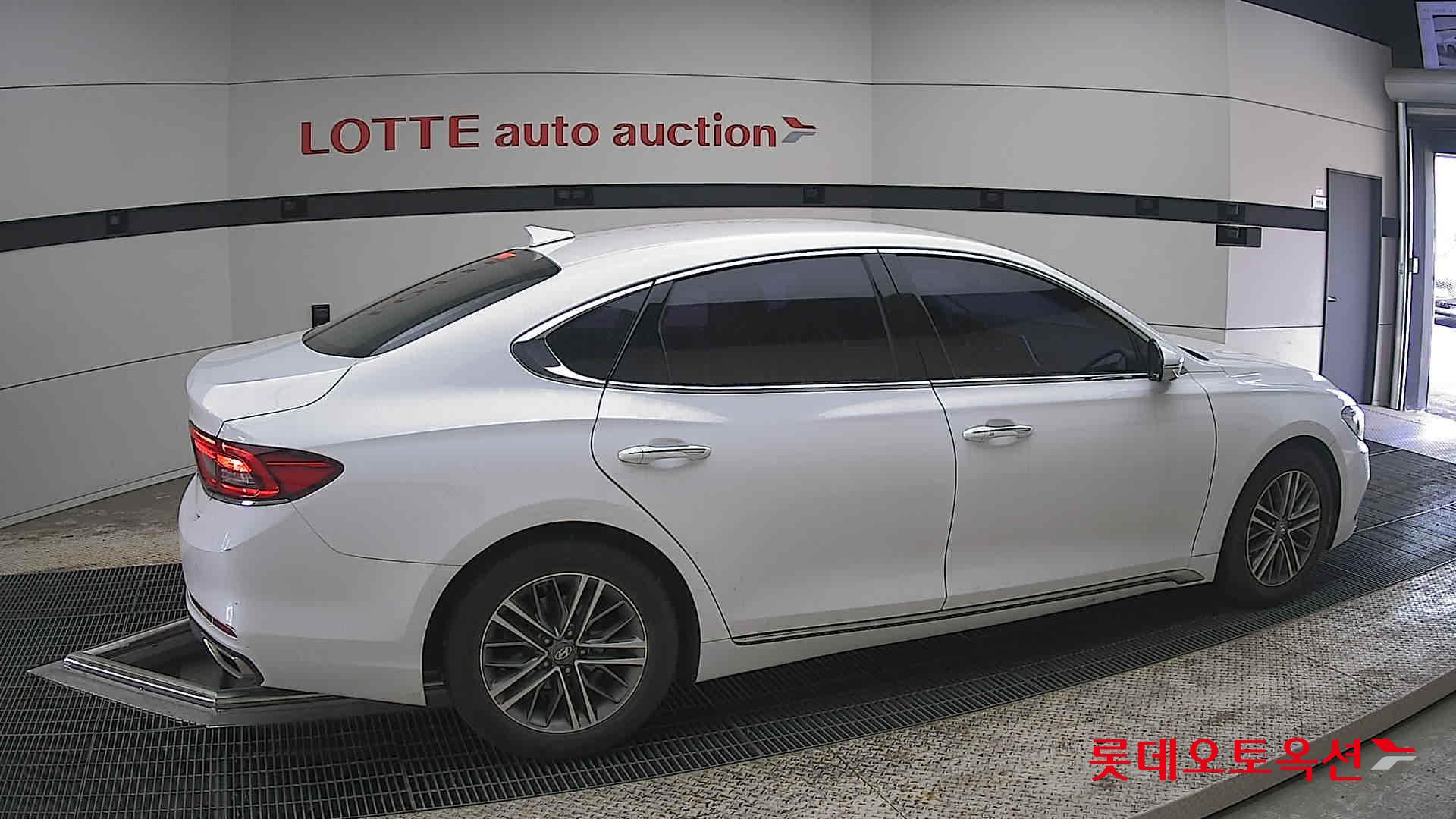 Hyundai Grandeur 2019 - Image 20