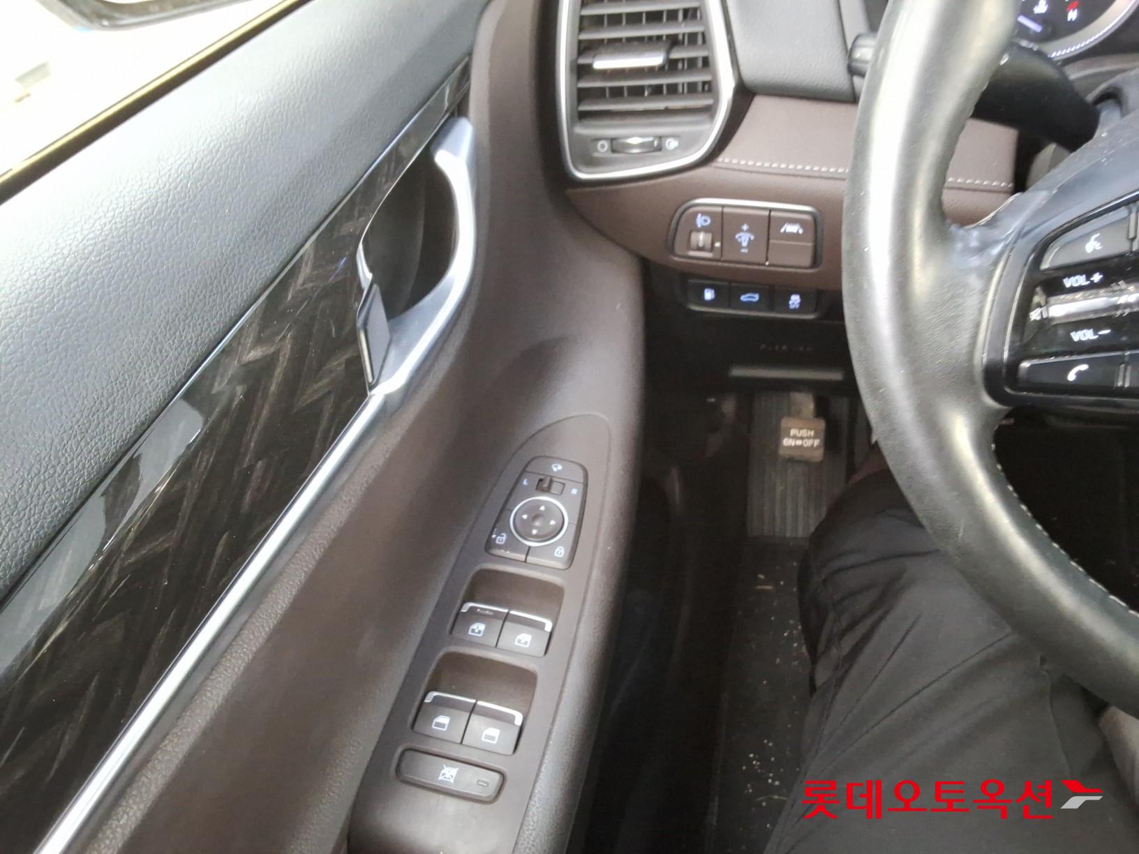 Hyundai Grandeur 2019 - Image 29