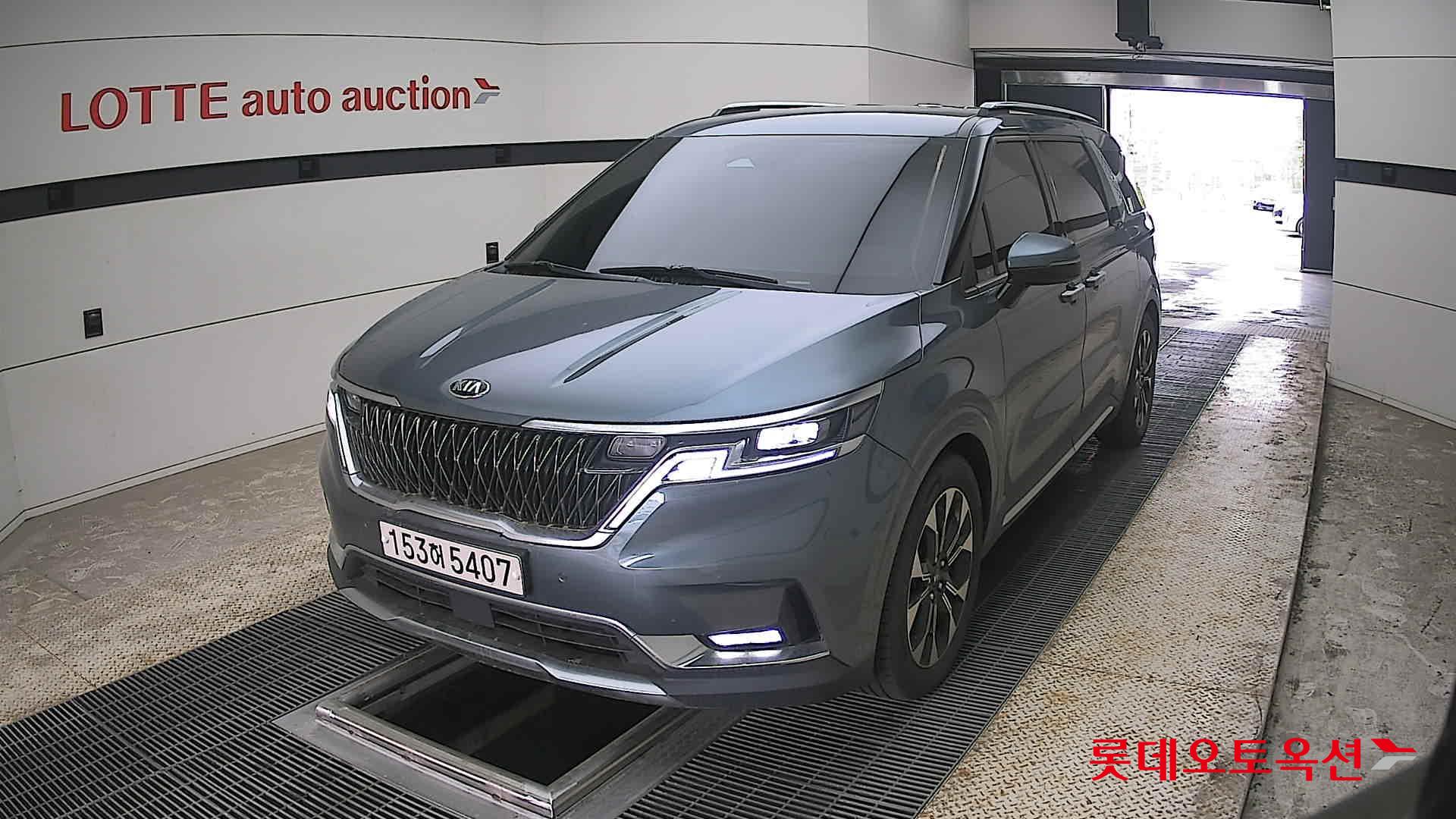 Kia Carnival 2021 - Image 10