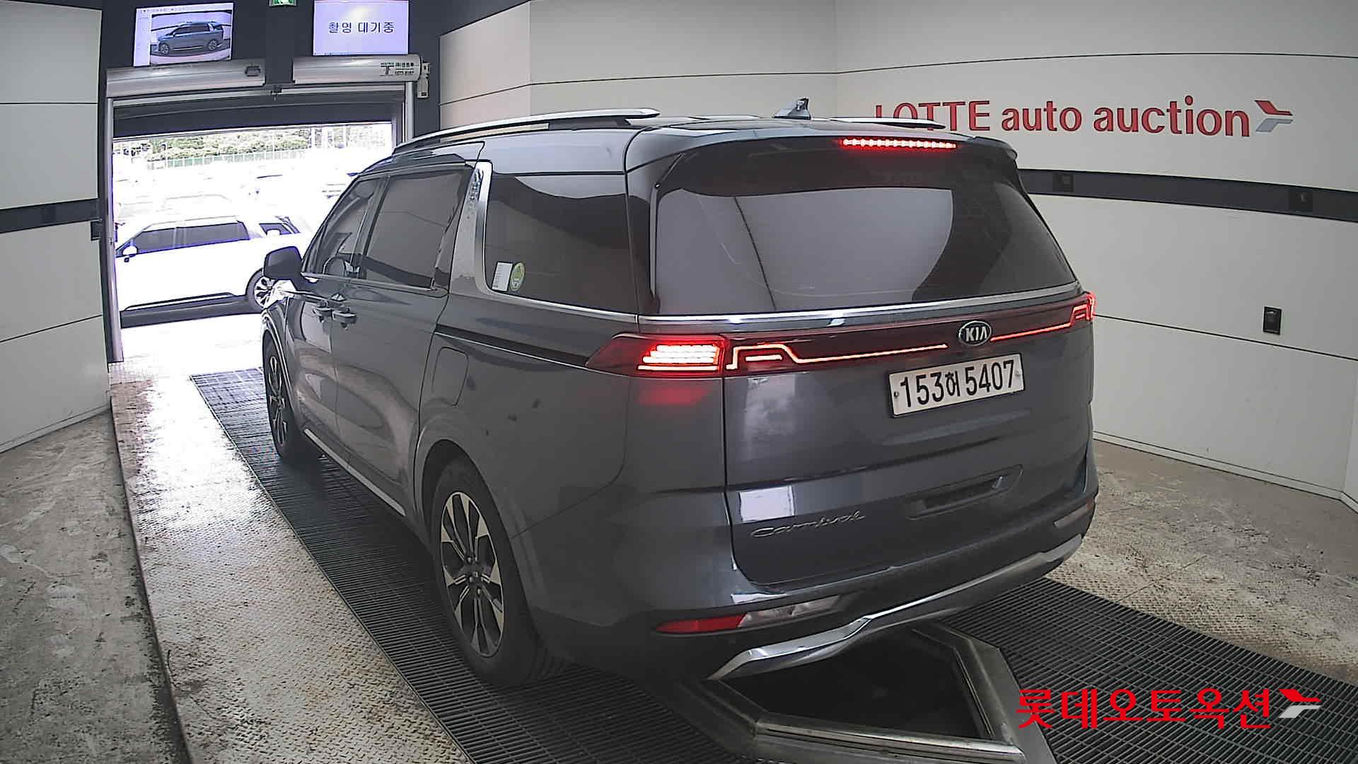 Kia Carnival 2021 - Image 16