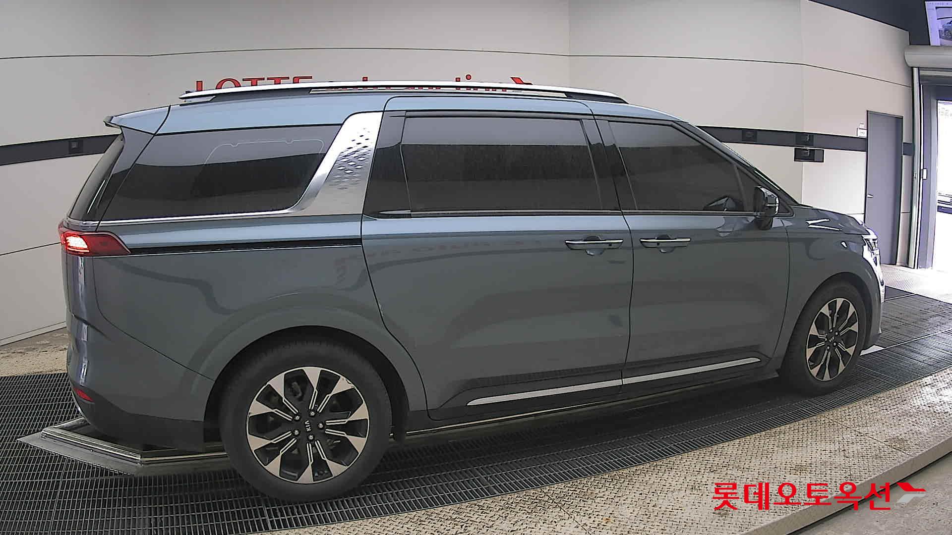 Kia Carnival 2021 - Image 20