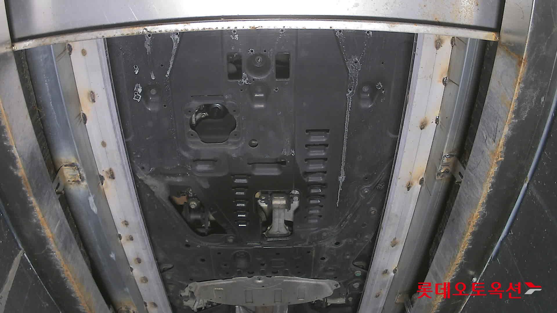 Kia Carnival 2021 - Image 8