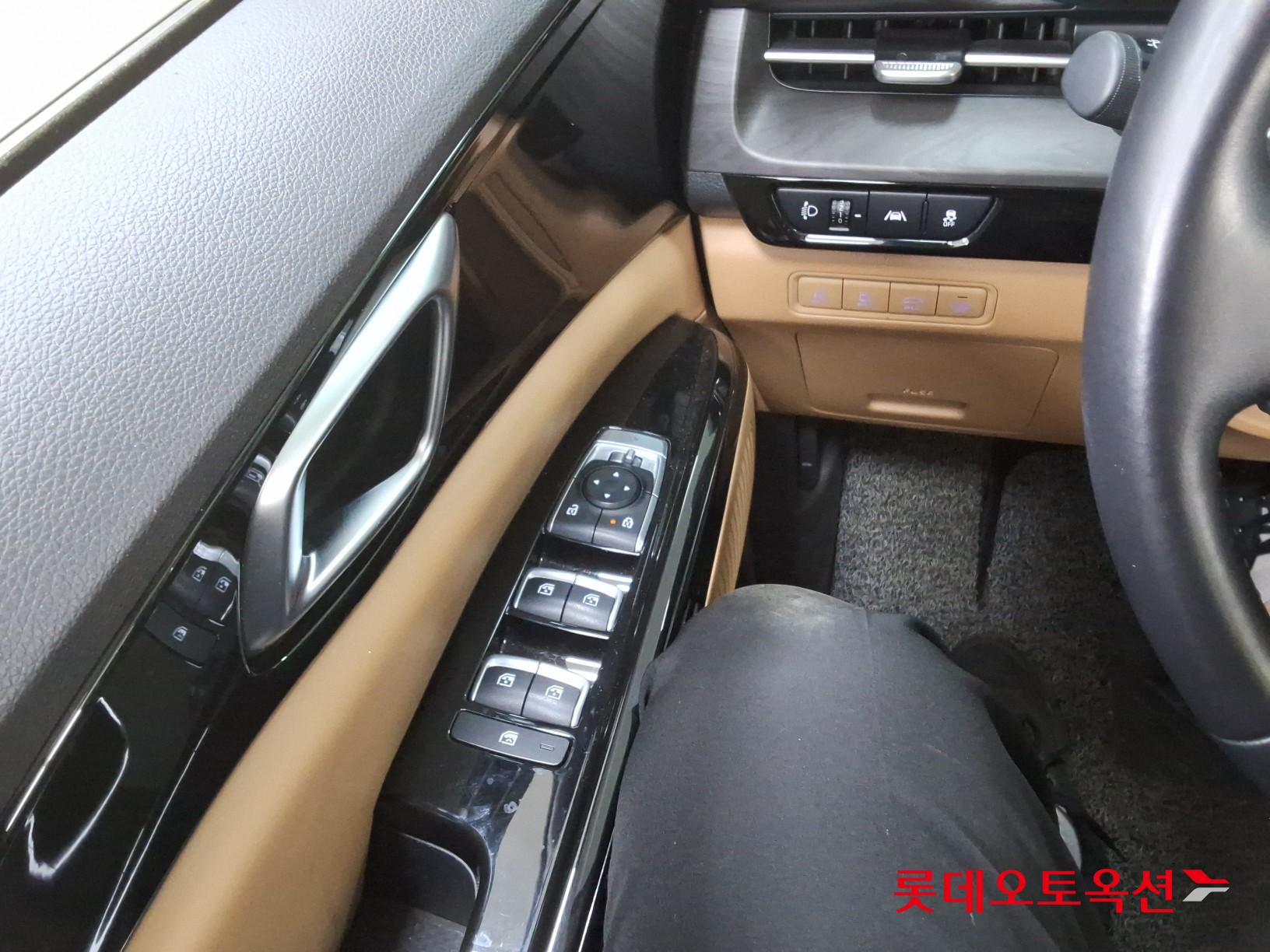 Kia Carnival 2021 - Image 29