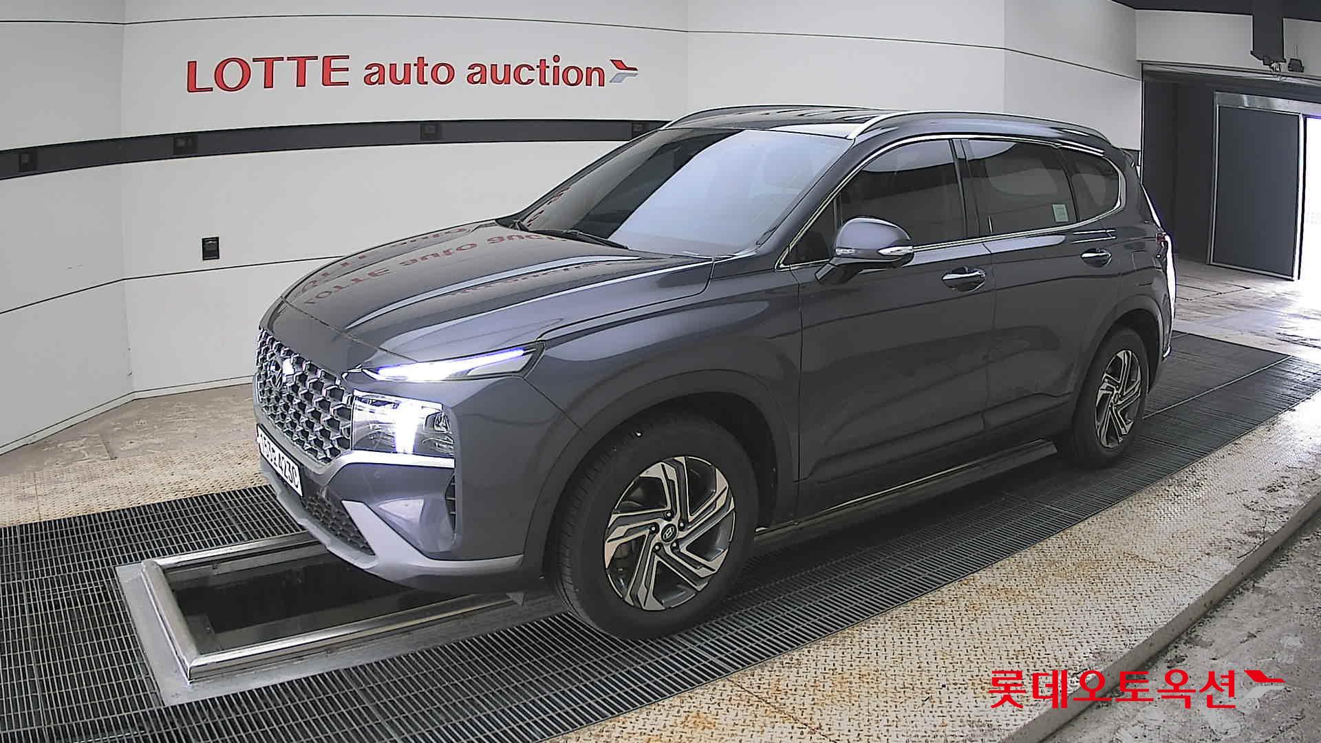 هيونداي سانتافي 2021 - صورة 11