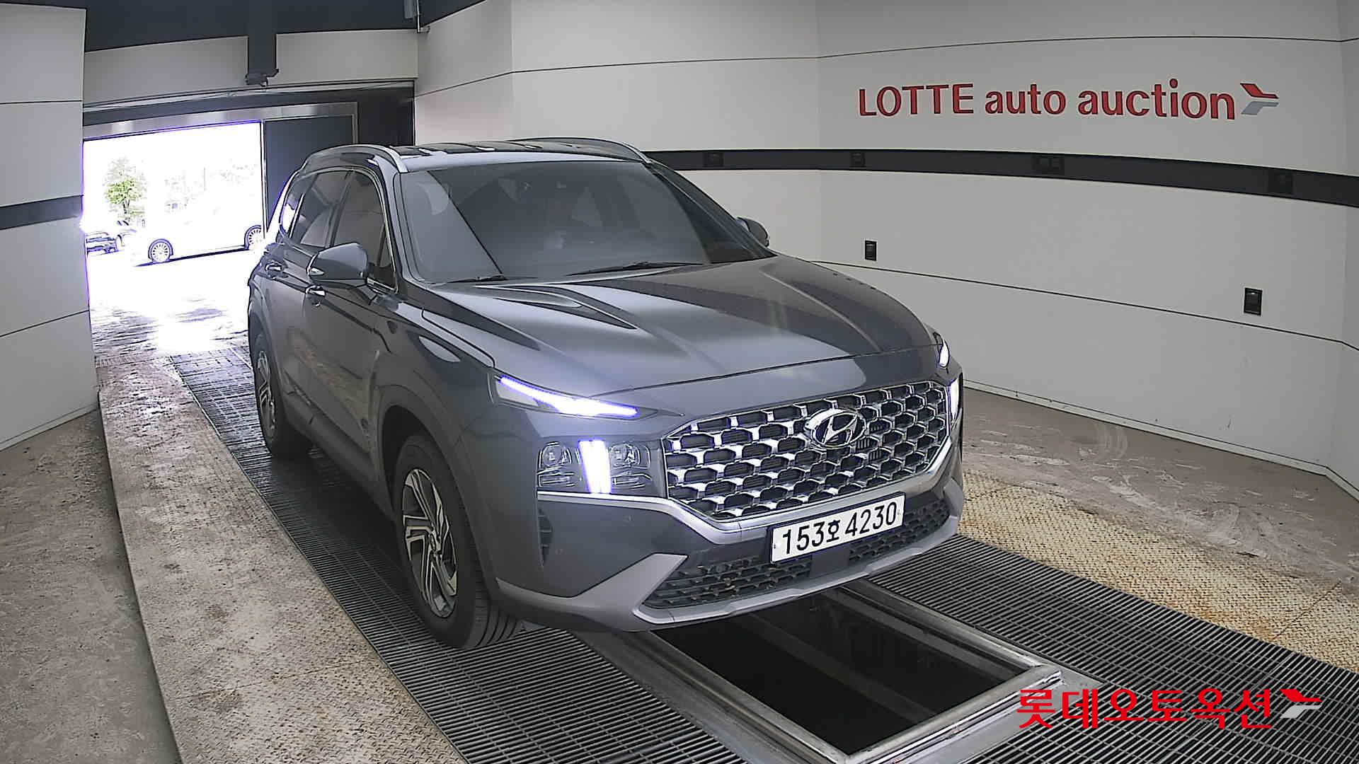 هيونداي سانتافي 2021 - صورة 24