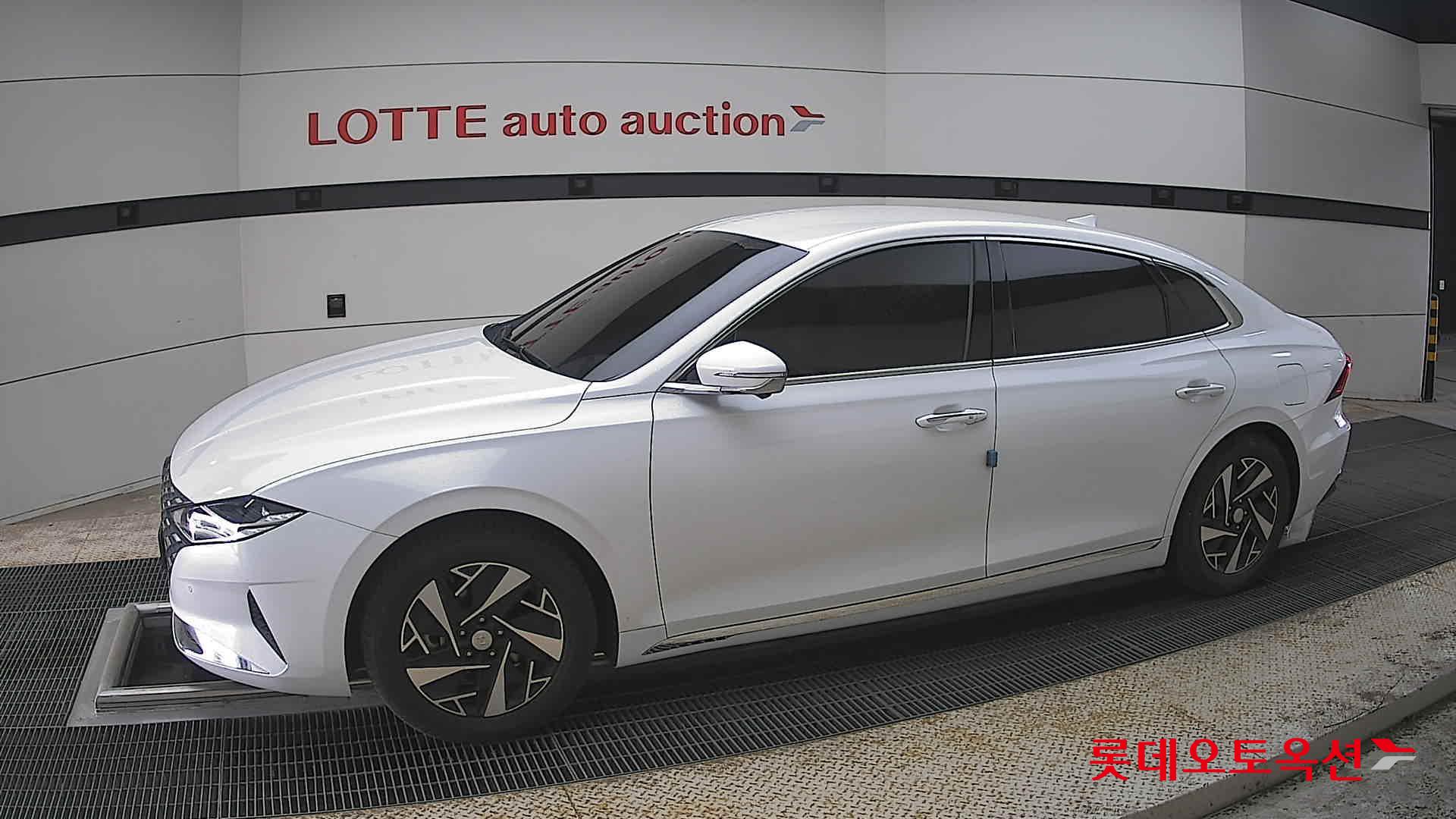 هيونداي جرانجر 2022 - صورة 12