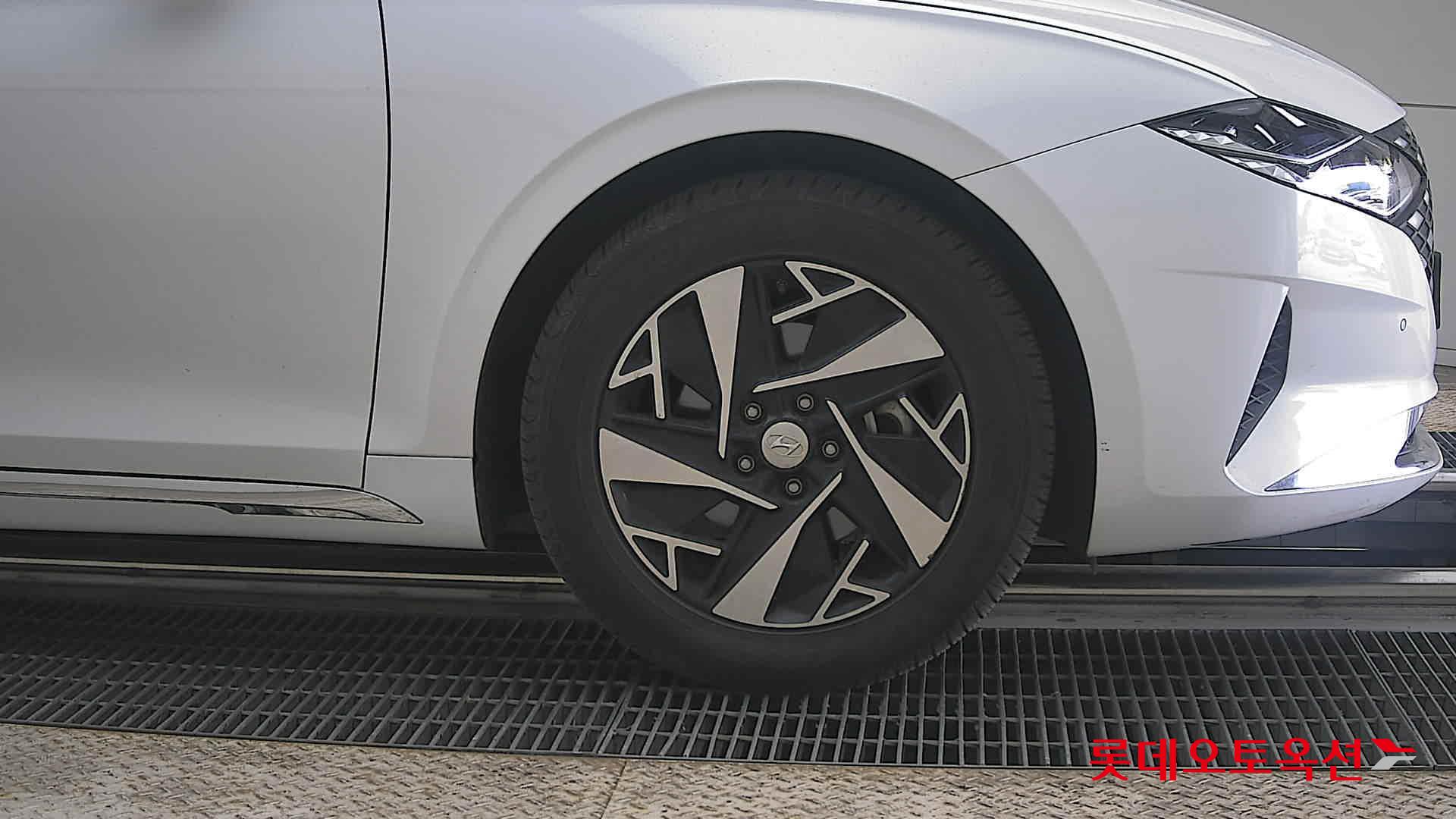 هيونداي جرانجر 2022 - صورة 27