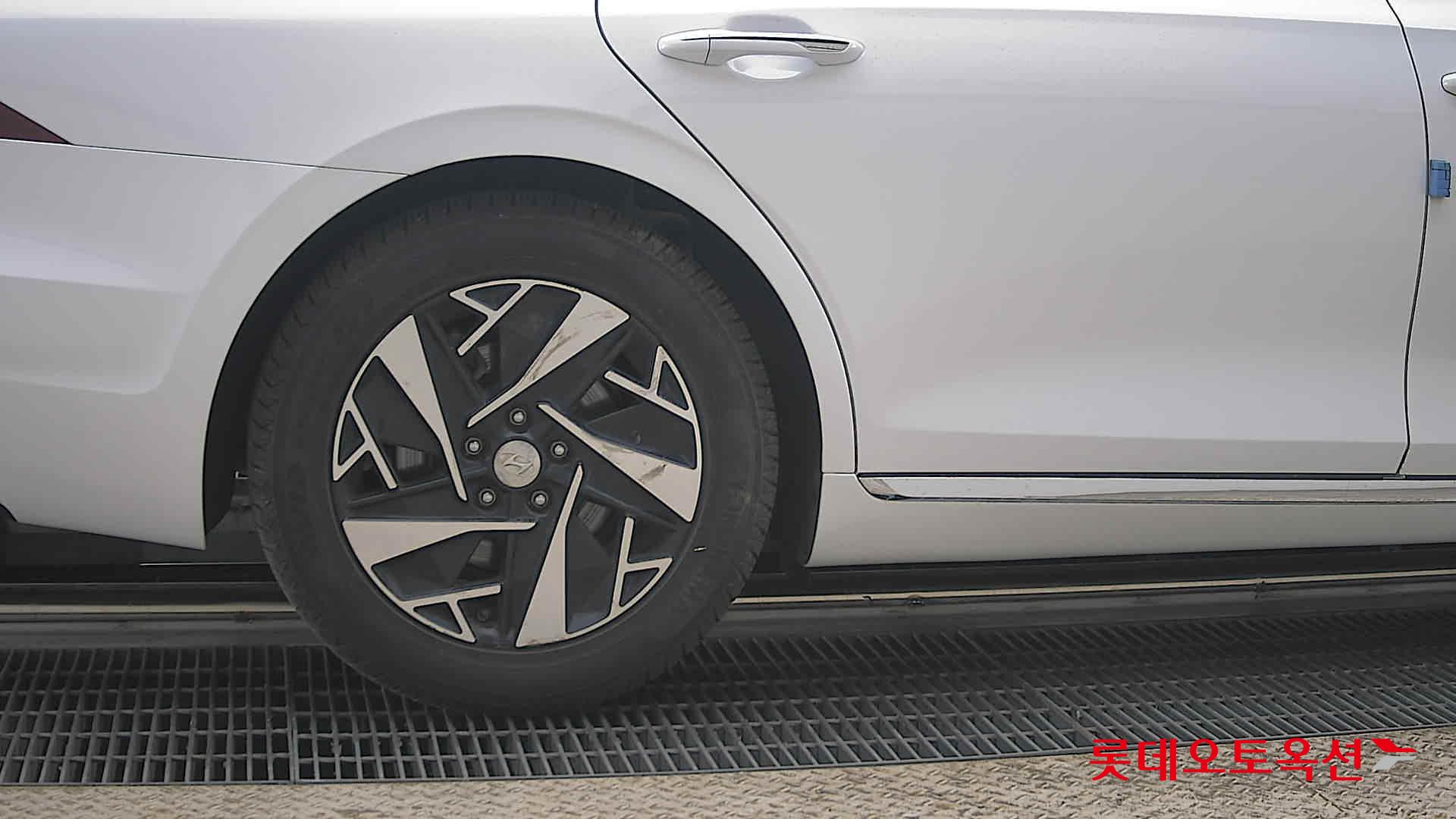 هيونداي جرانجر 2022 - صورة 28