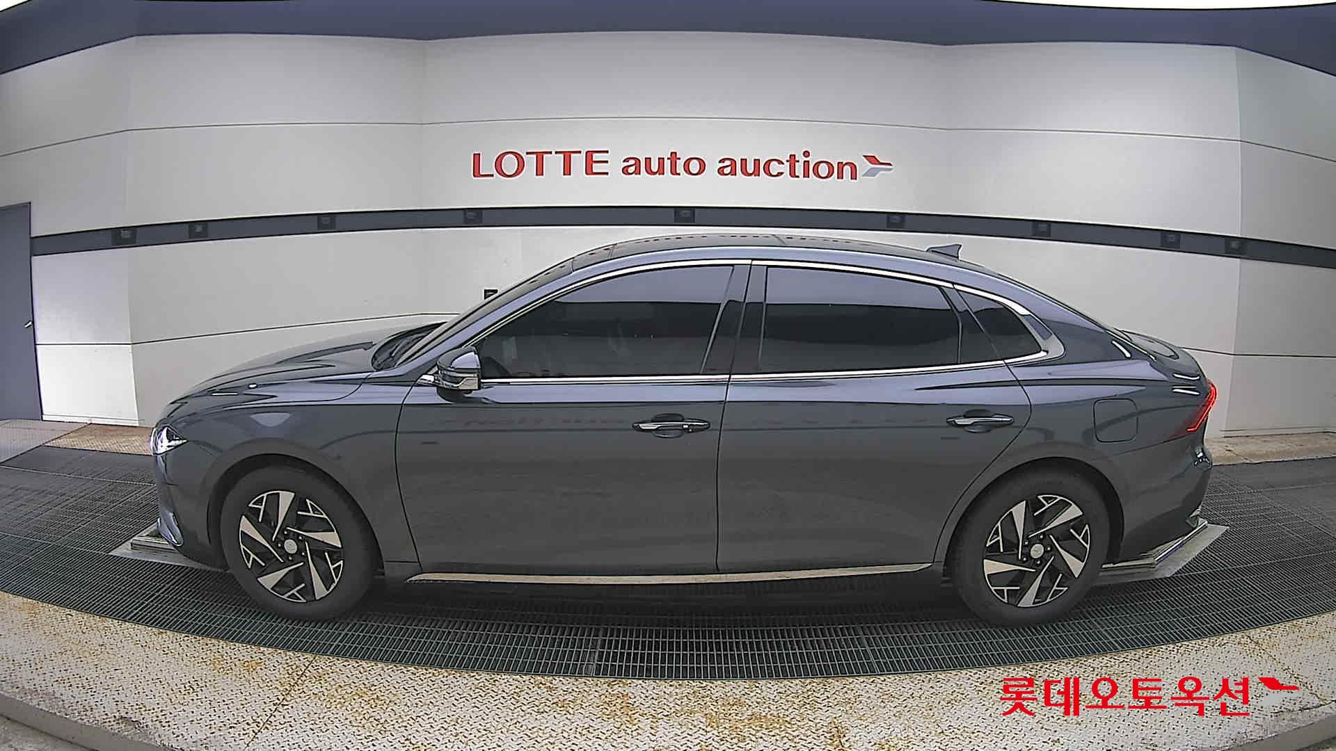 2022 - hyundai grandeur