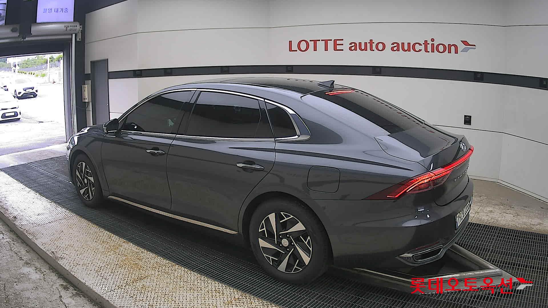 2022 - hyundai grandeur