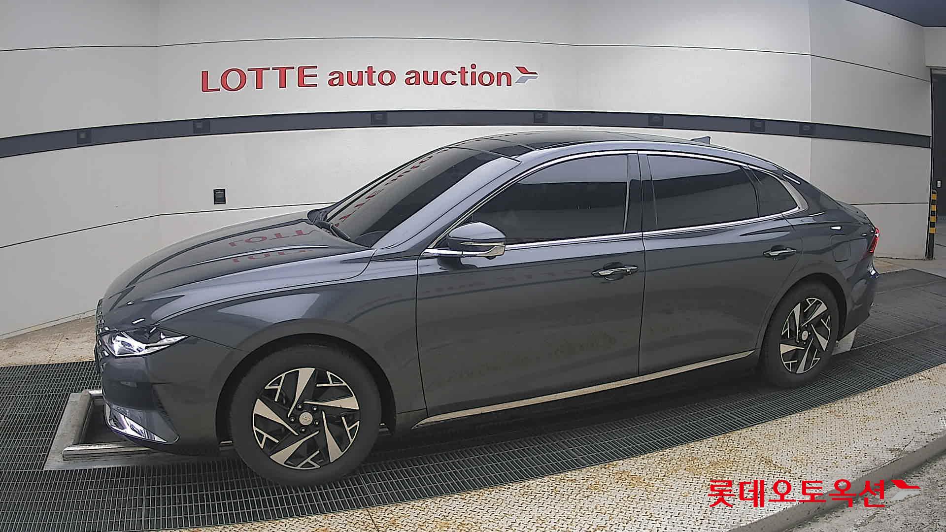 2022 - hyundai grandeur