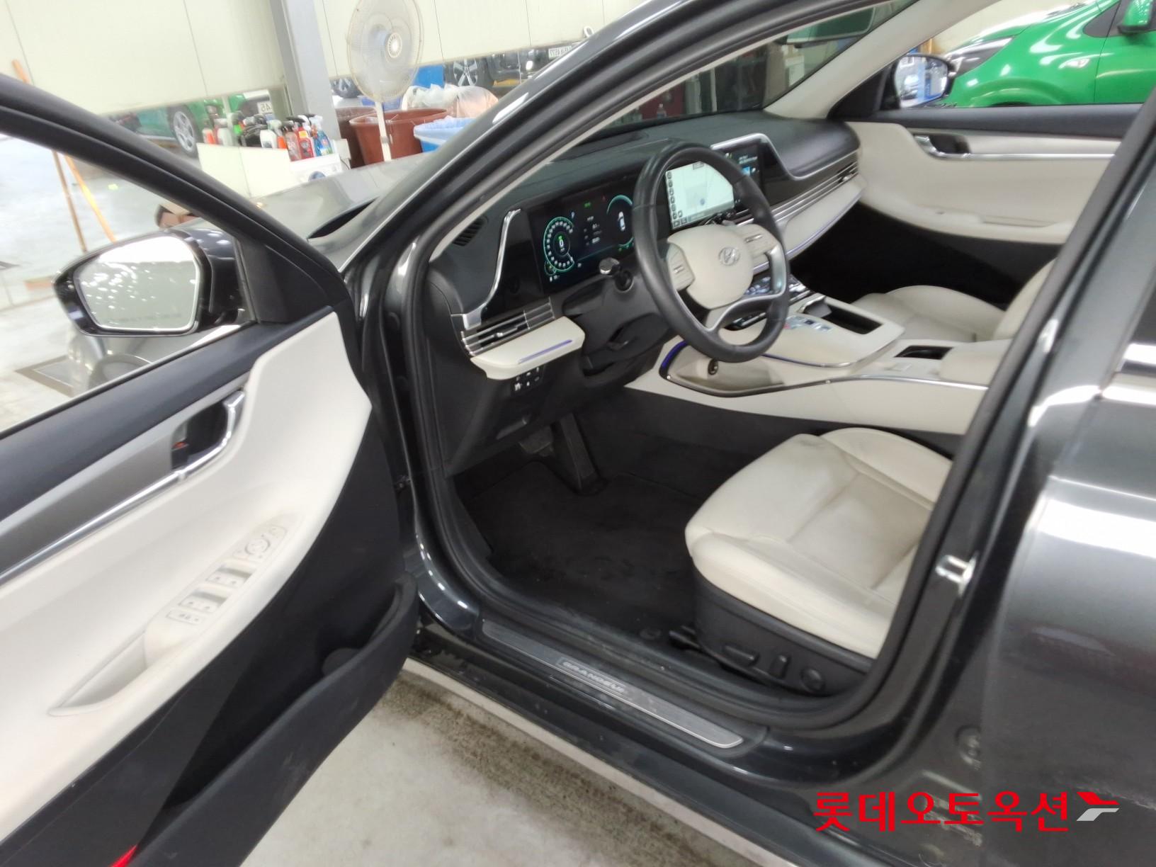 2022 - hyundai grandeur