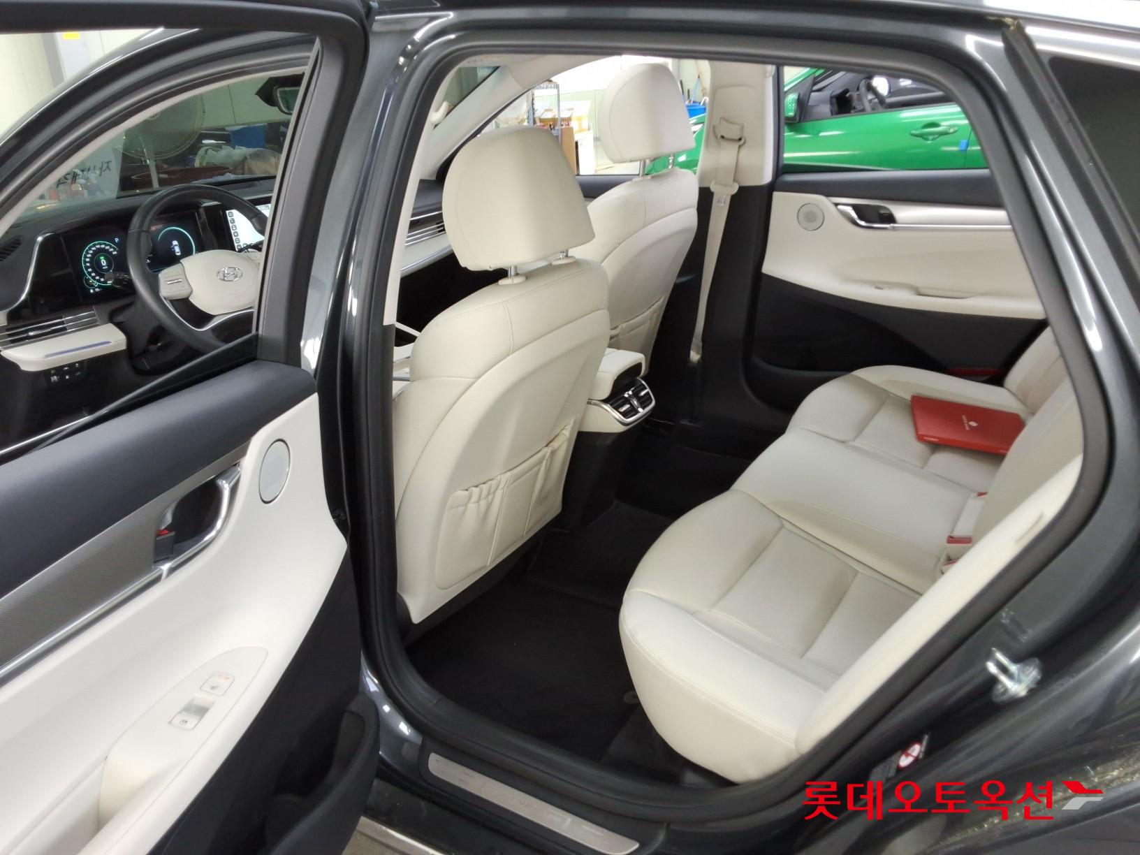 2022 - hyundai grandeur