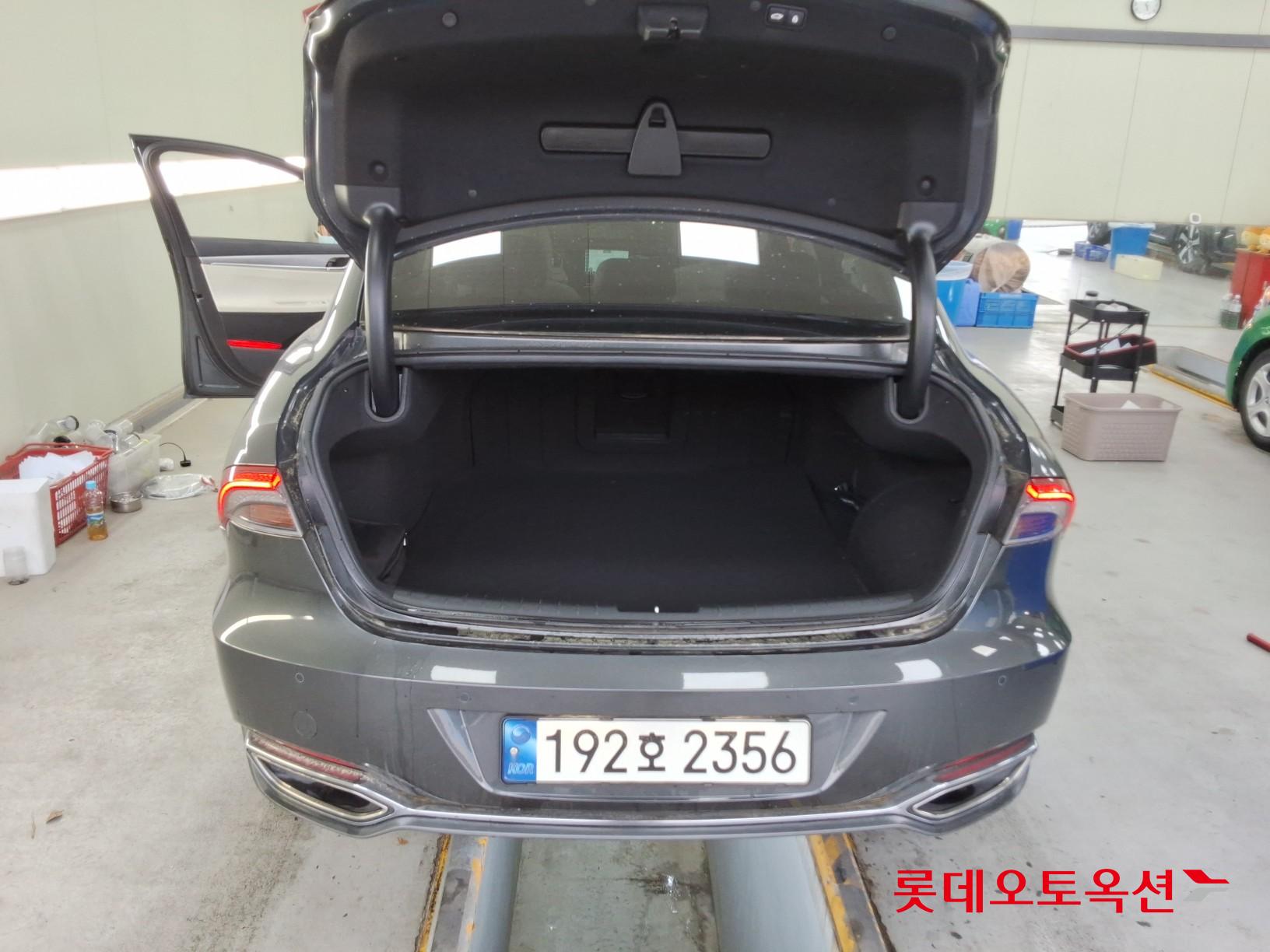 2022 - hyundai grandeur