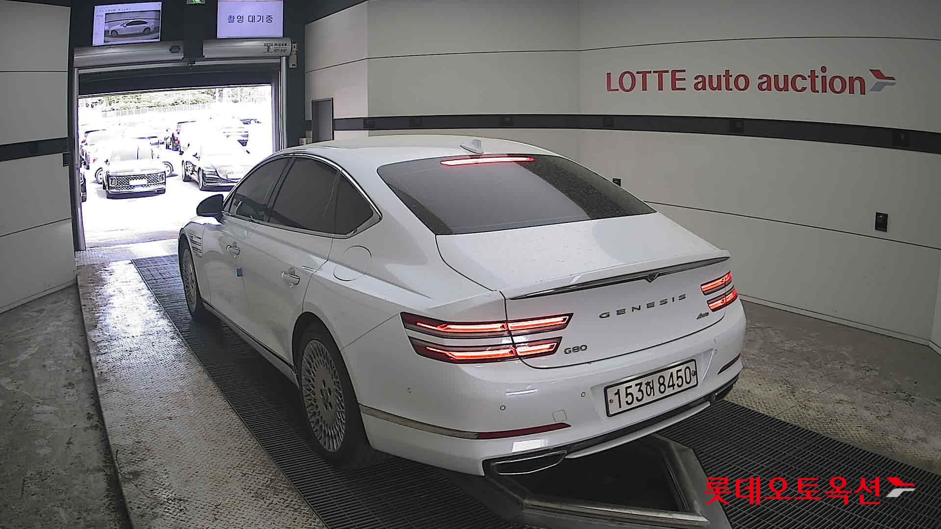 Genesis G80 2021 - Image 16