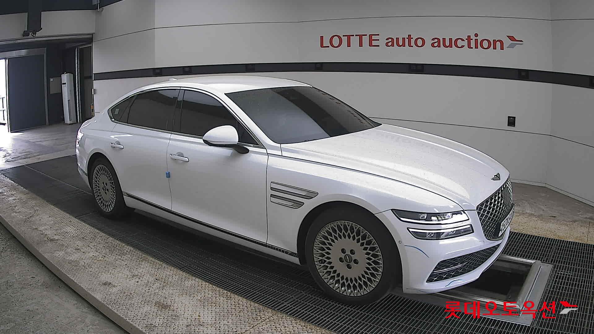 Genesis G80 2021 - Image 23