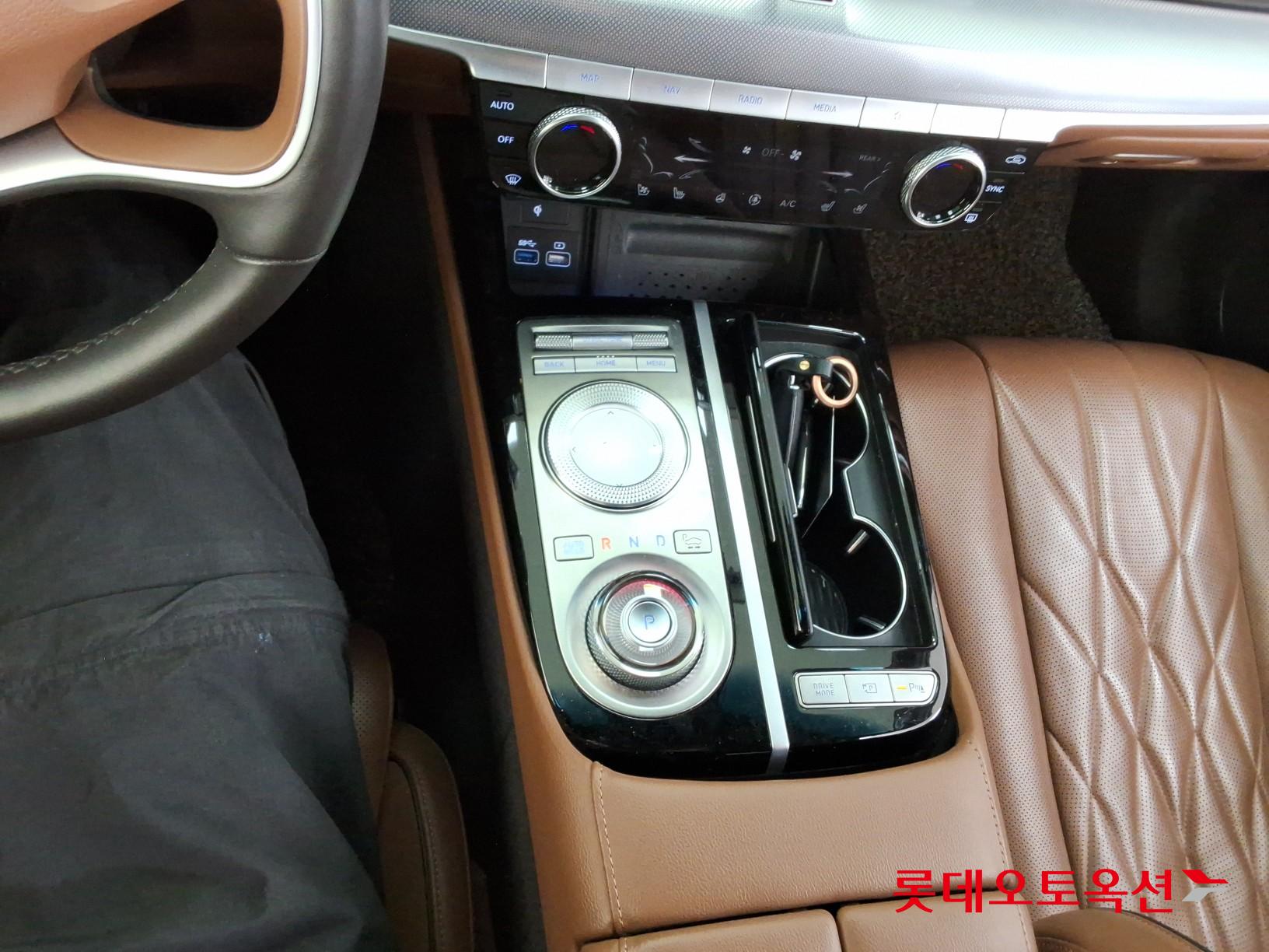 Genesis G80 2021 - Image 32