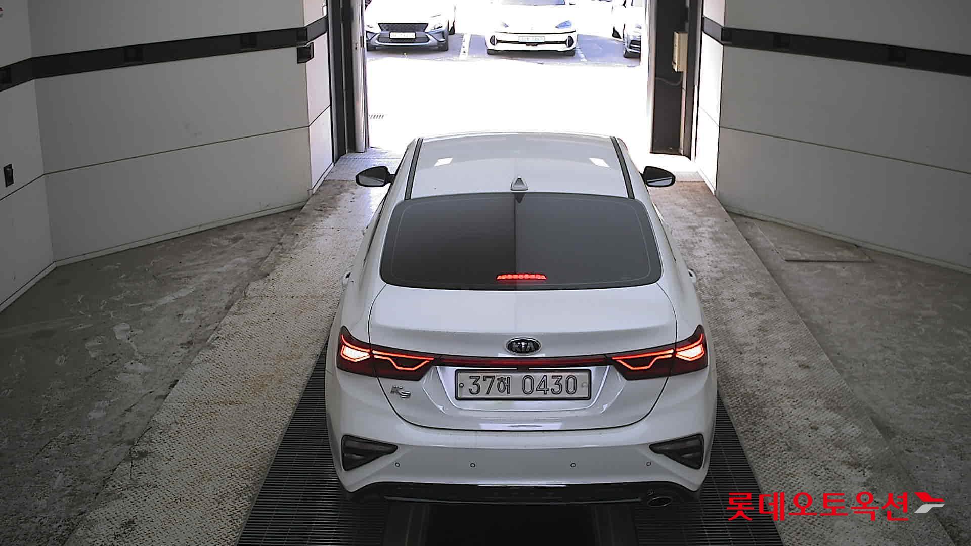 Kia K3 - 17