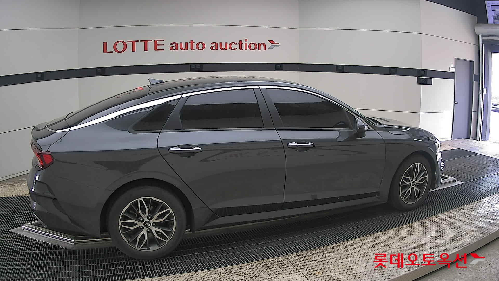 Kia K5 2020 - Image 20