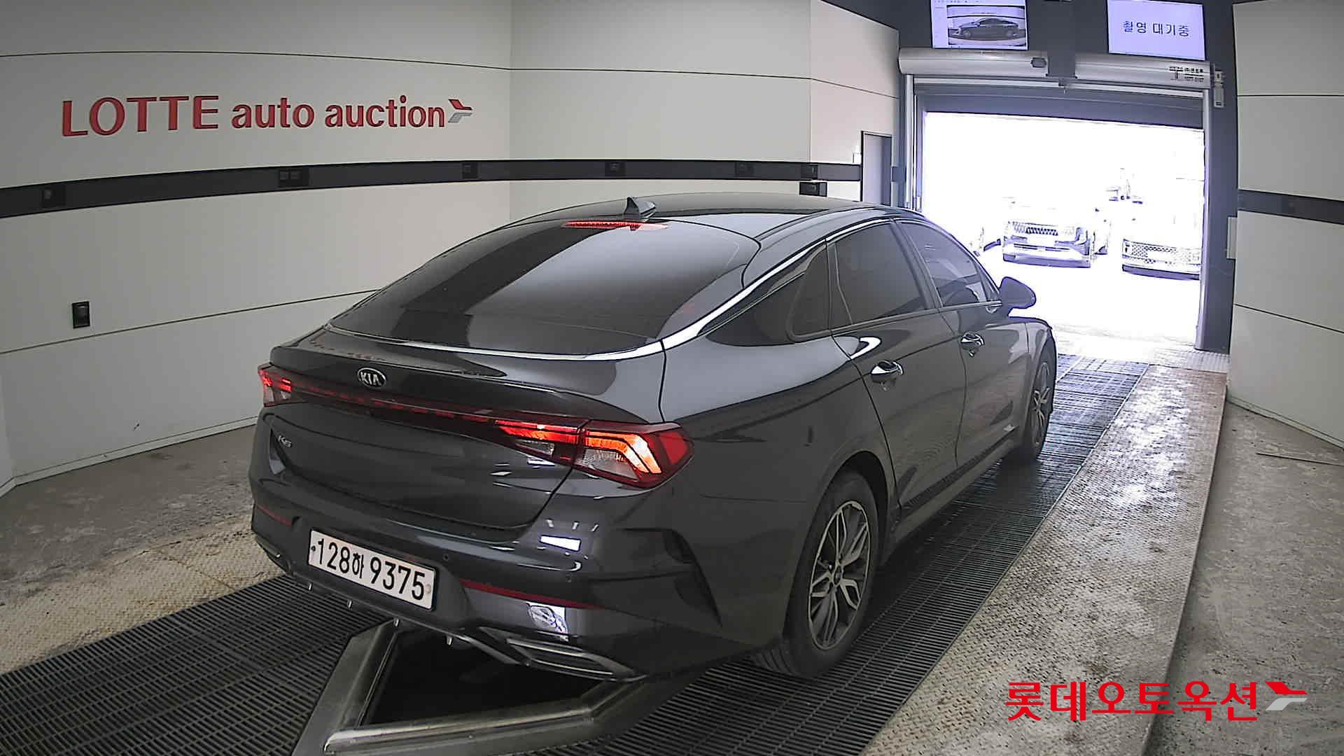 Kia K5 2020 - Image 18