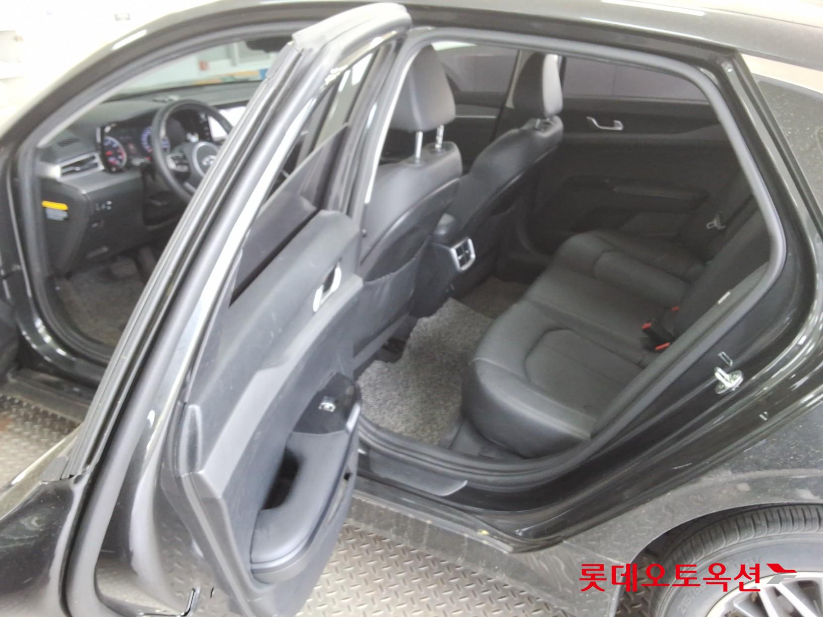 Kia K5 2020 - Image 38