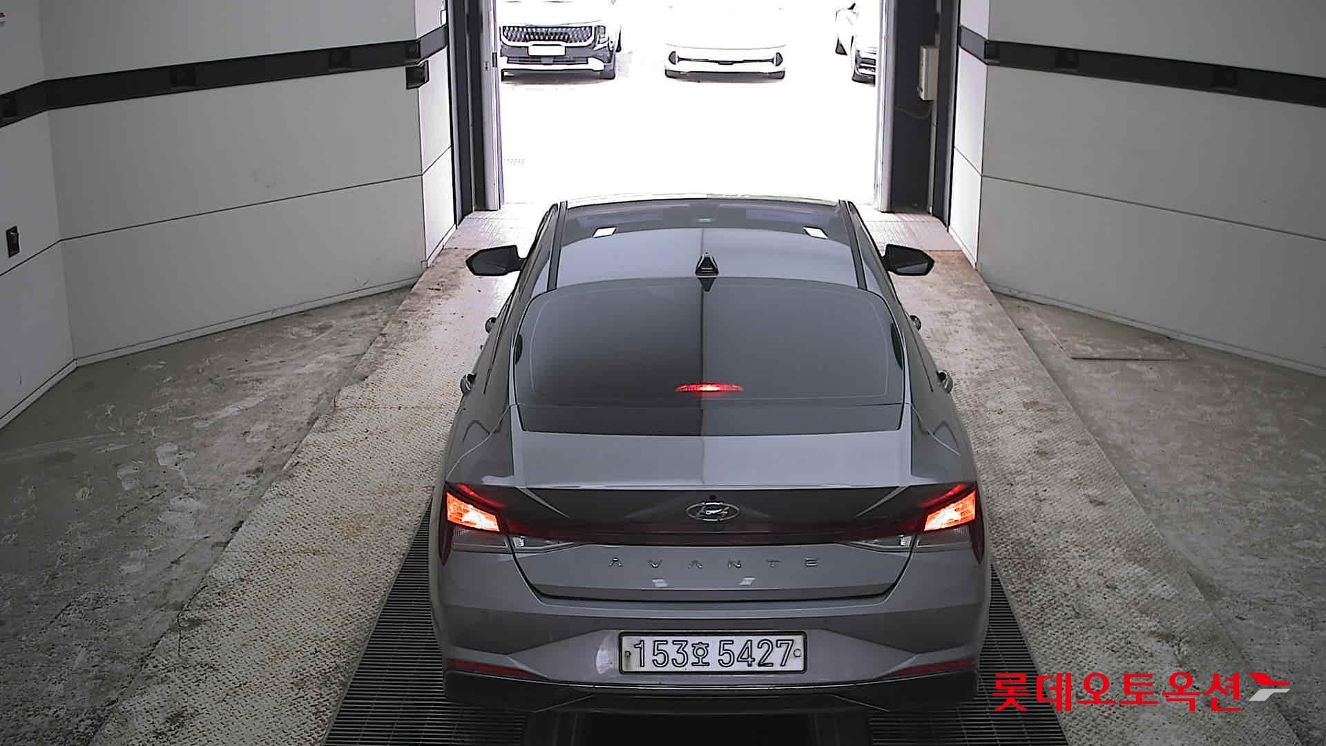 هيونداي إلانترا 2021 - صورة 17