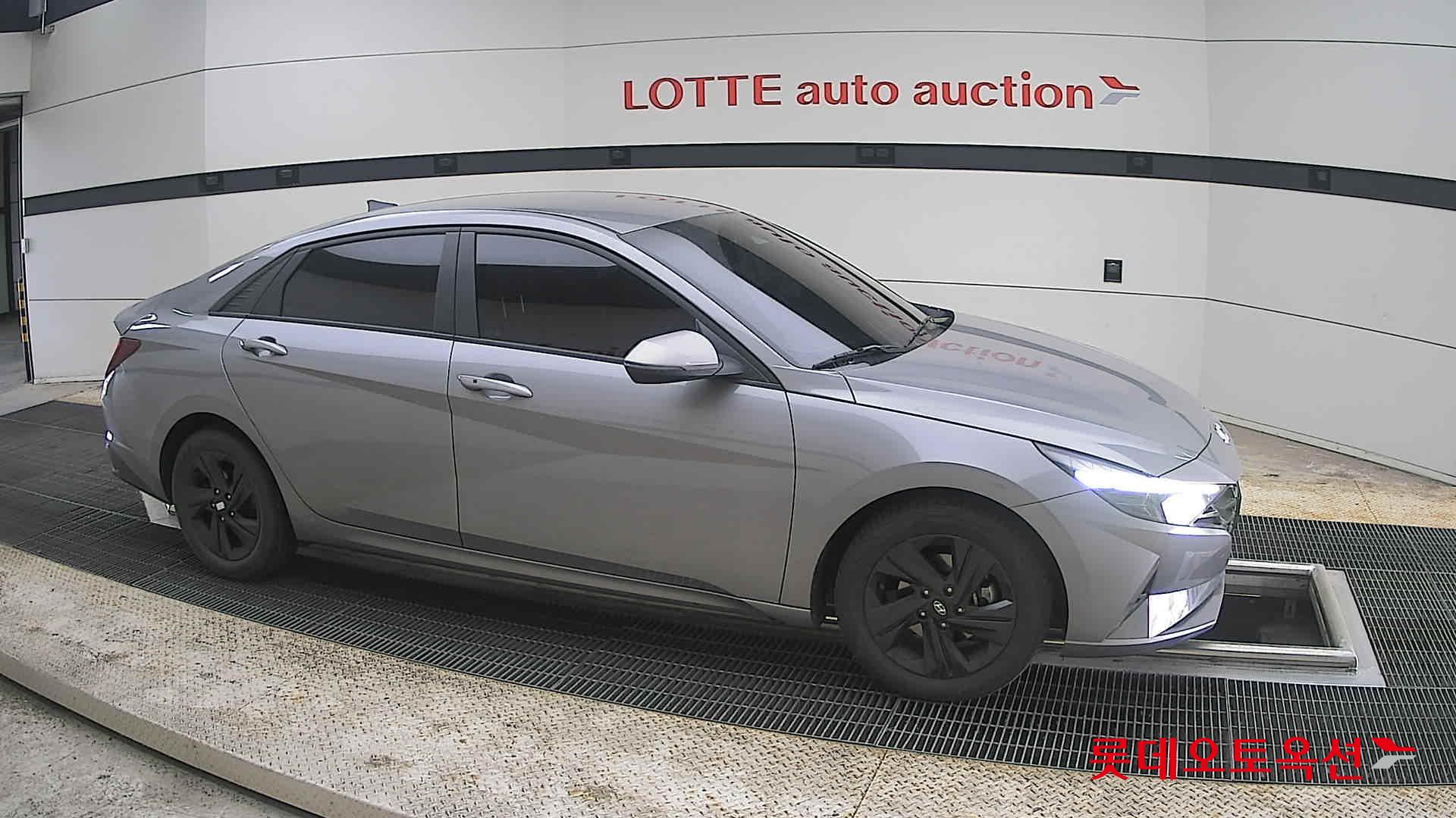 هيونداي إلانترا 2021 - صورة 22