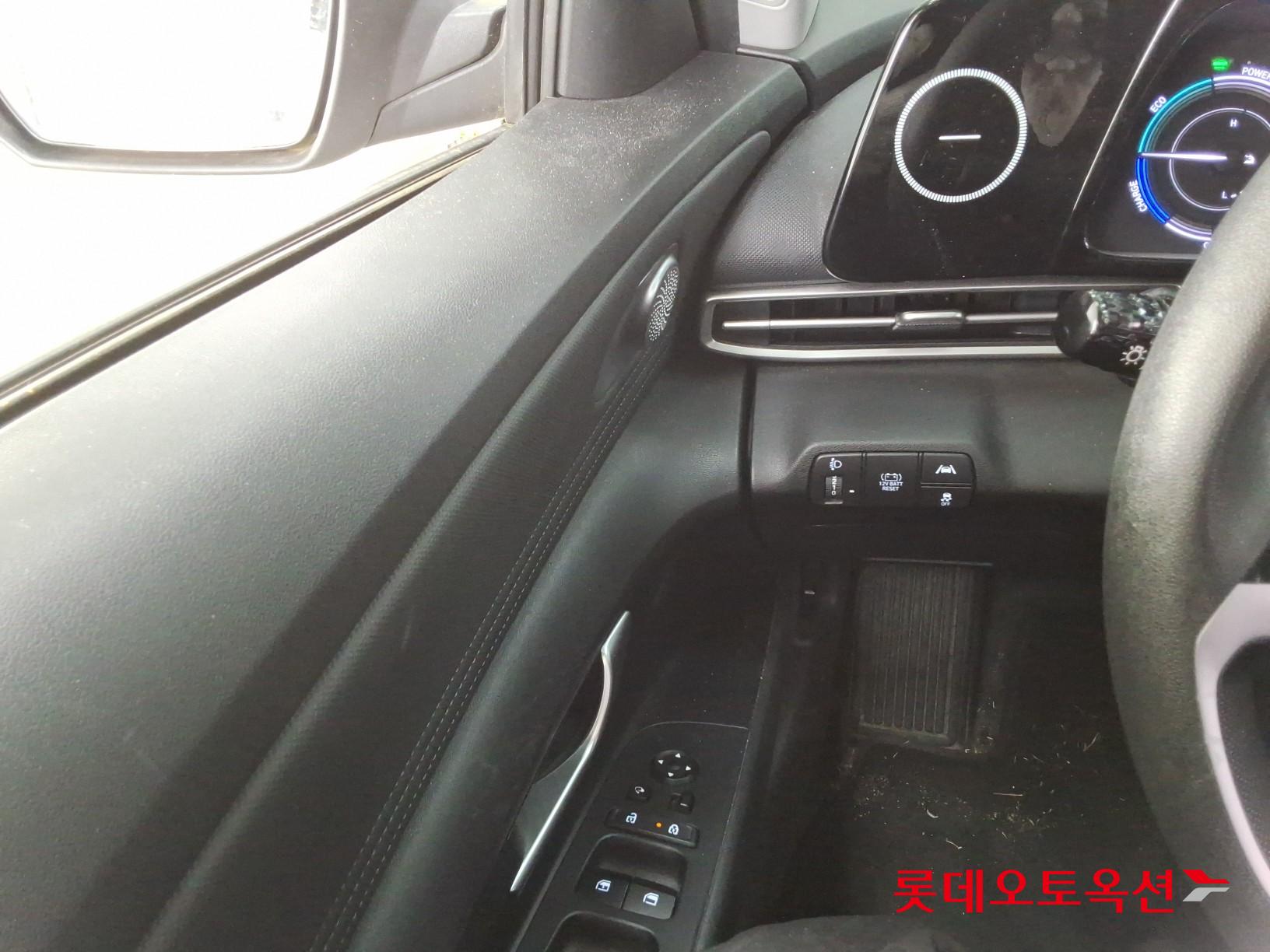 هيونداي إلانترا 2021 - صورة 29