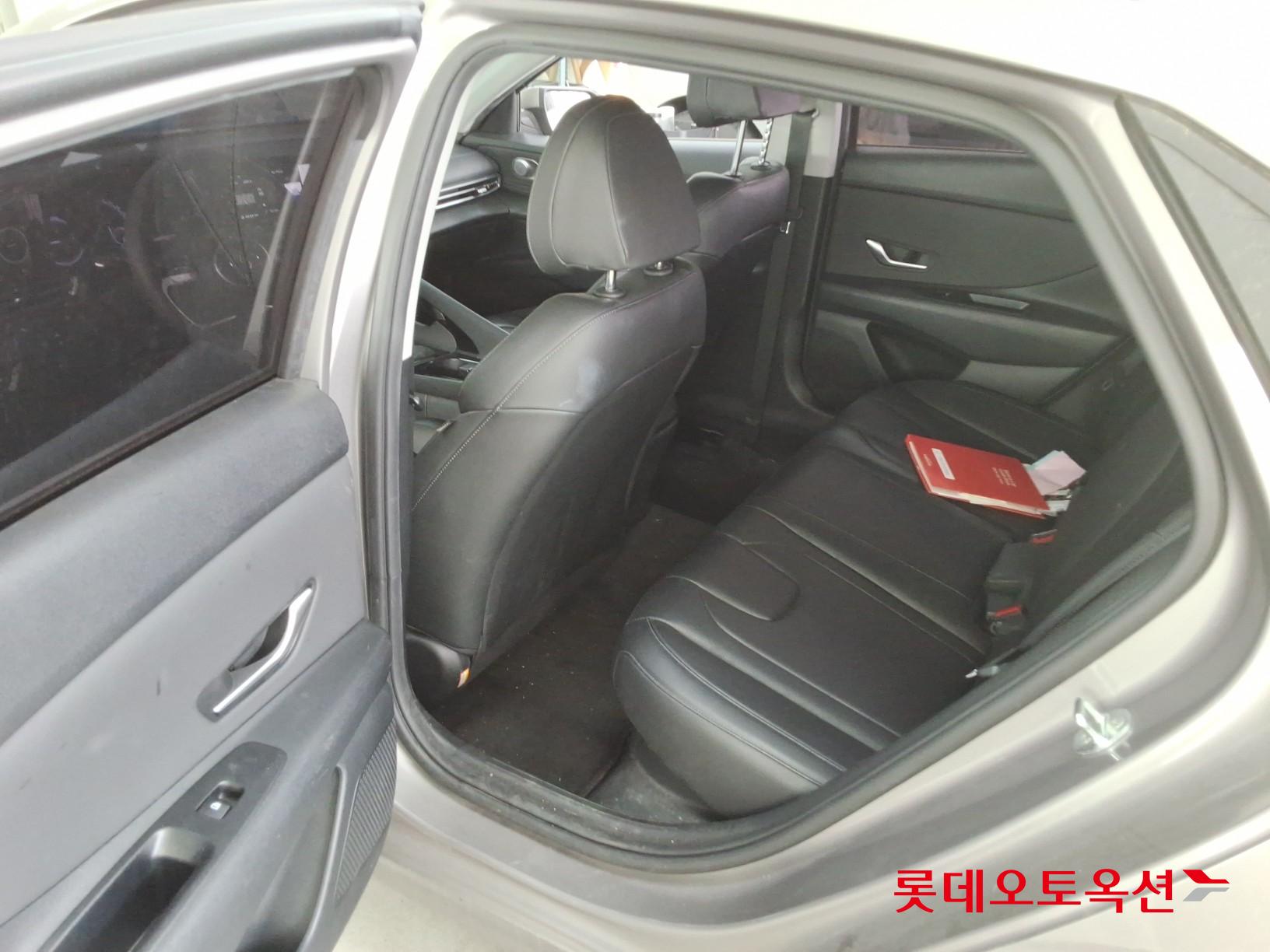 هيونداي إلانترا 2021 - صورة 36