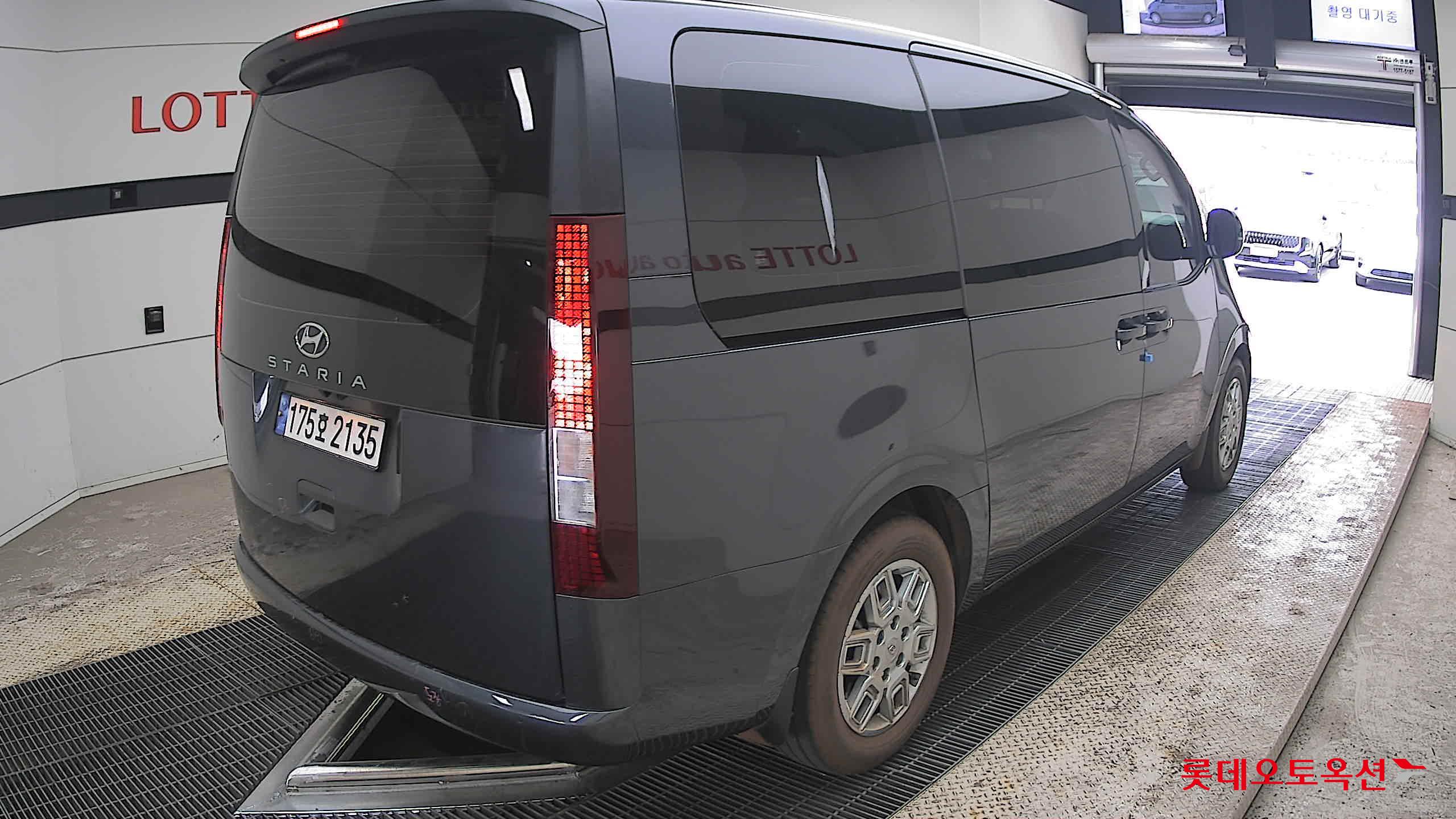 Hyundai Staria 2023 - Image 5