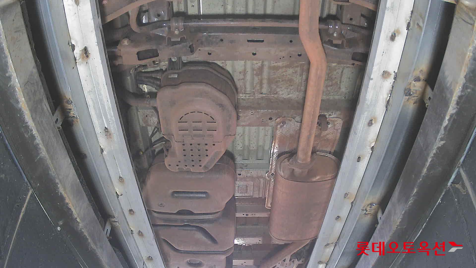 Hyundai Staria 2023 - Image 2