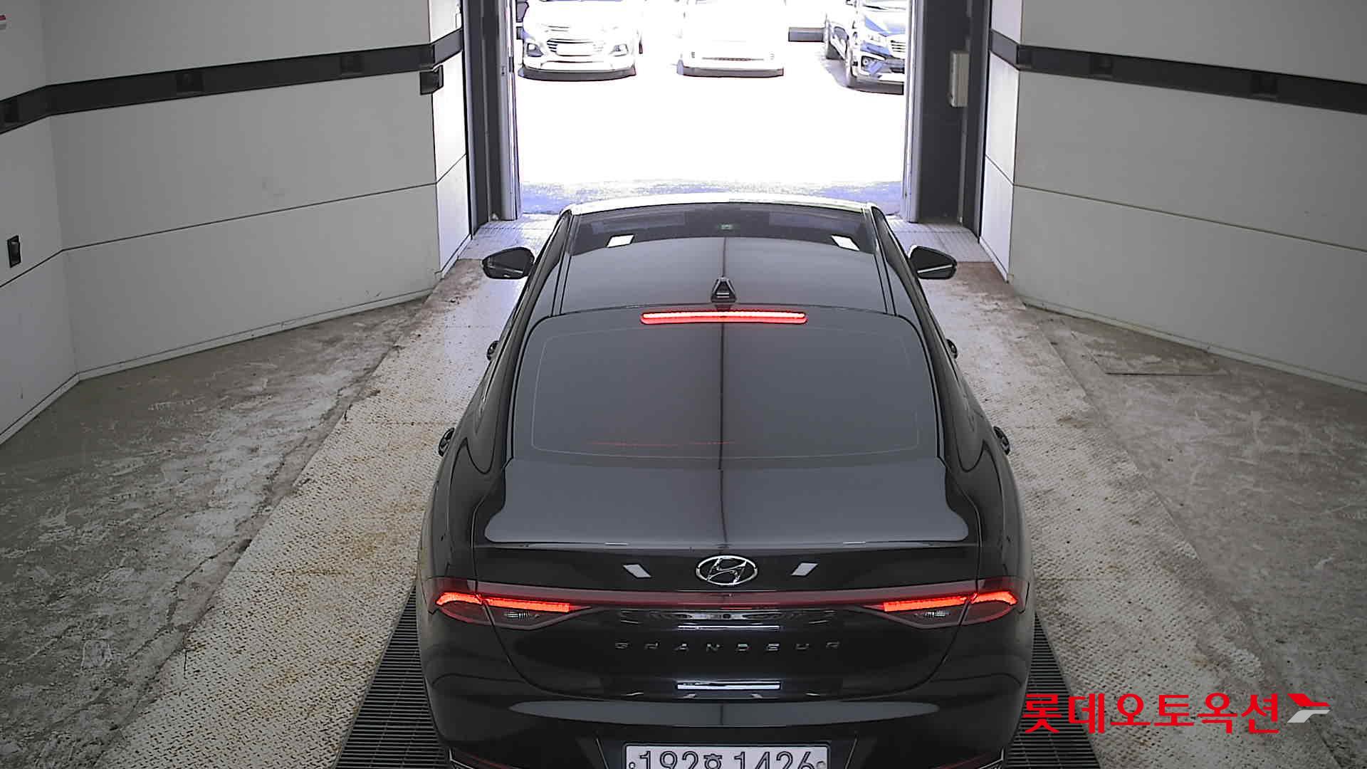2022 - hyundai grandeur