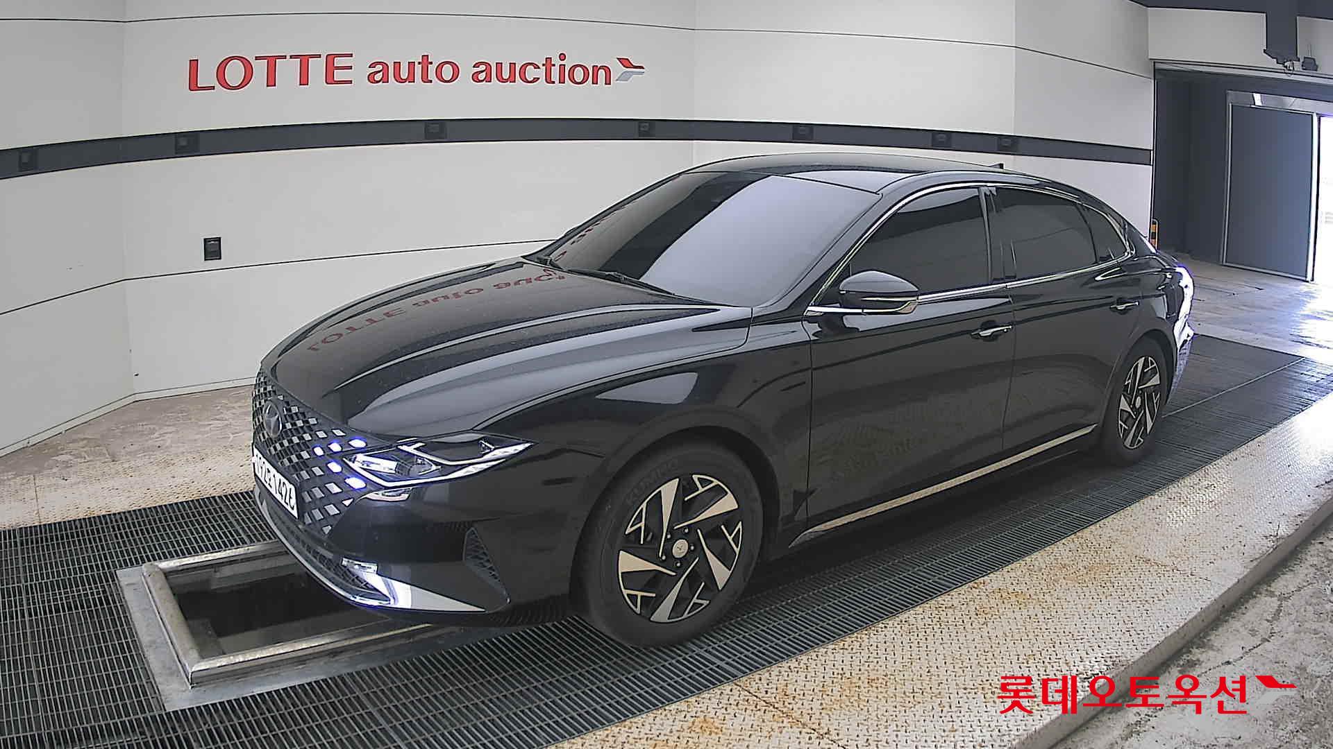 2022 - hyundai grandeur
