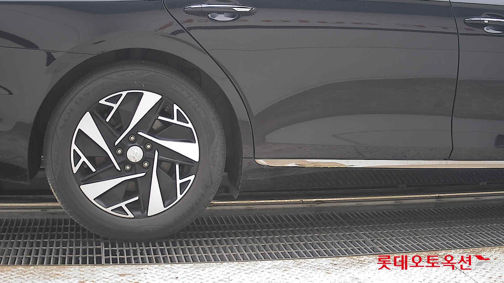2022 - hyundai grandeur