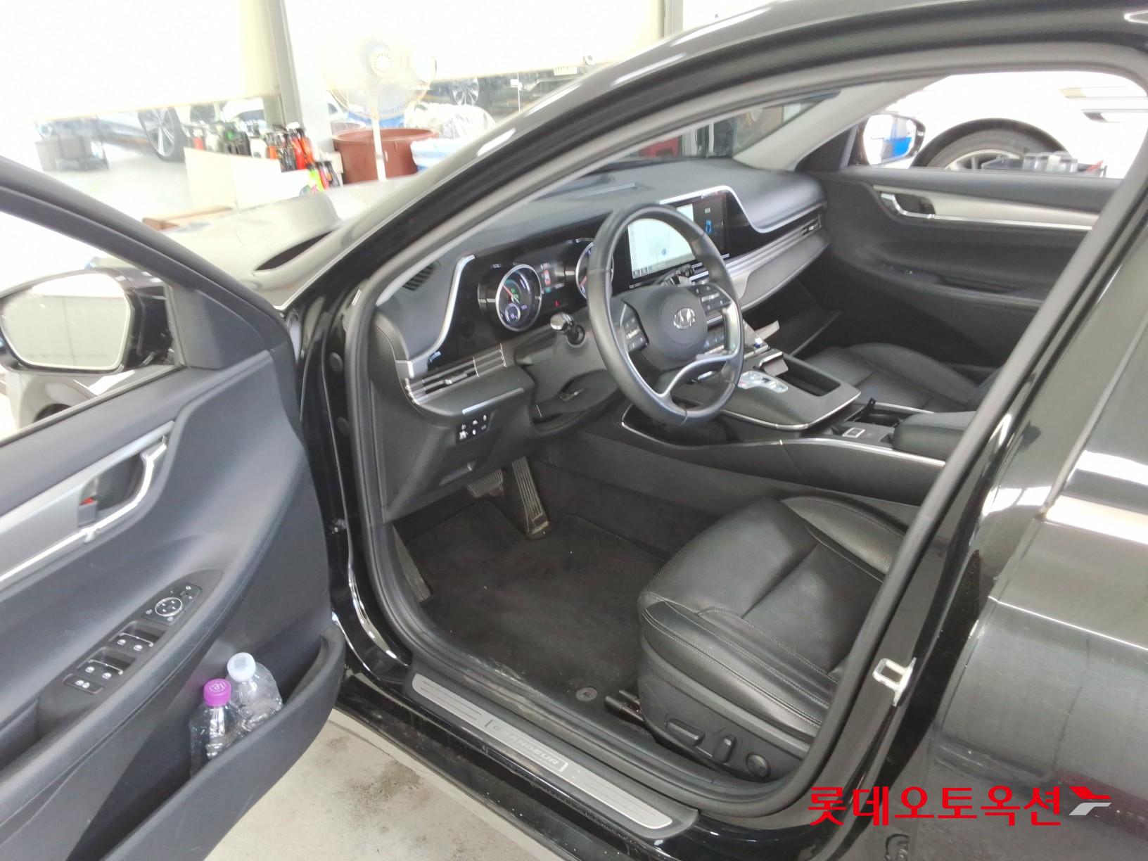 2022 - hyundai grandeur