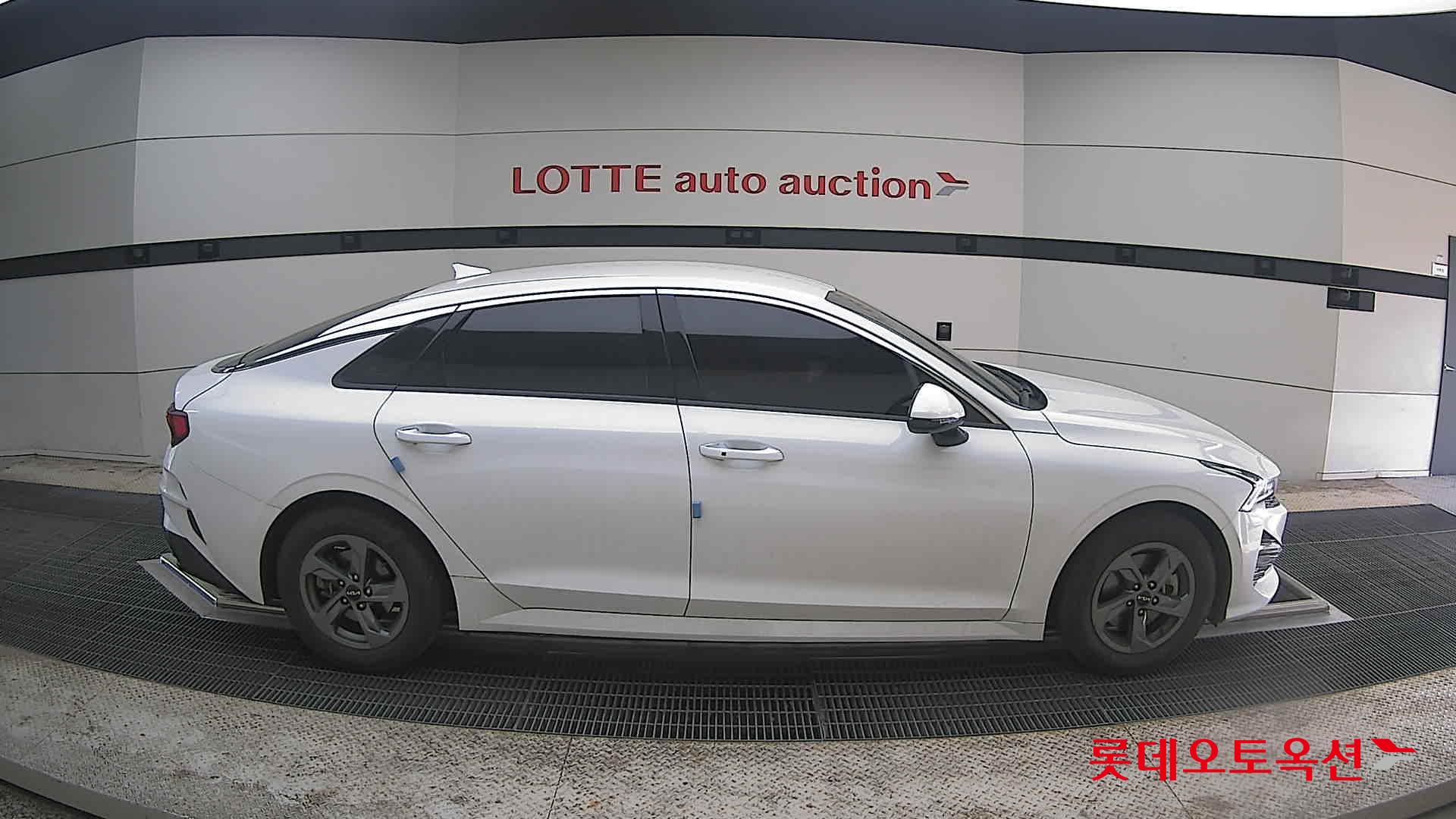Kia K5 - 21