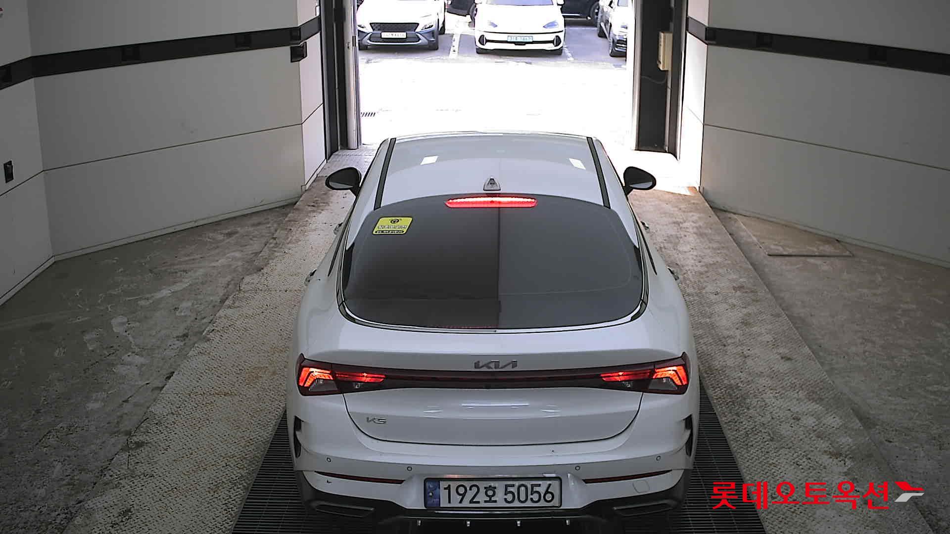 Kia K5 - 17