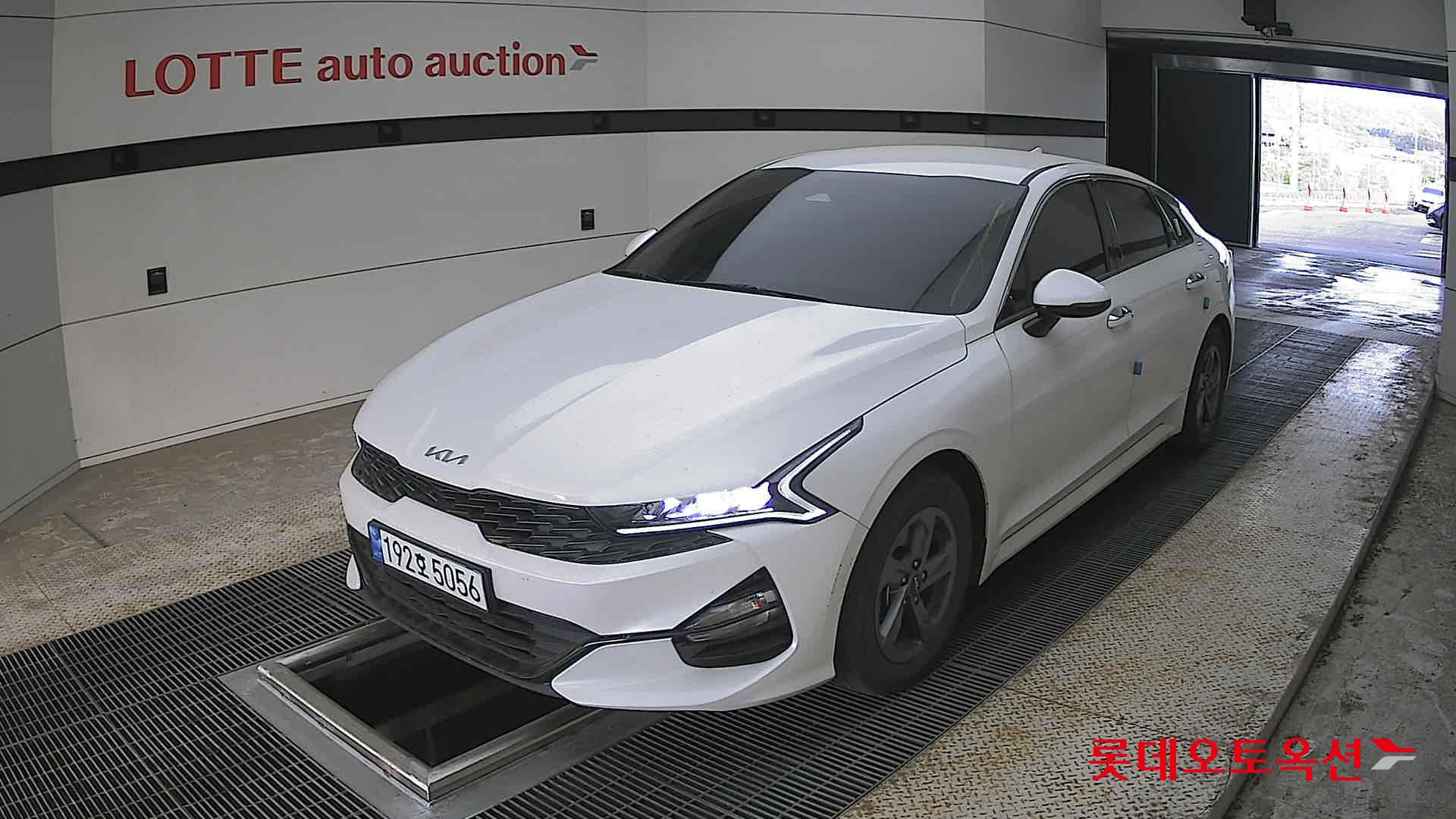 Kia K5 - 3