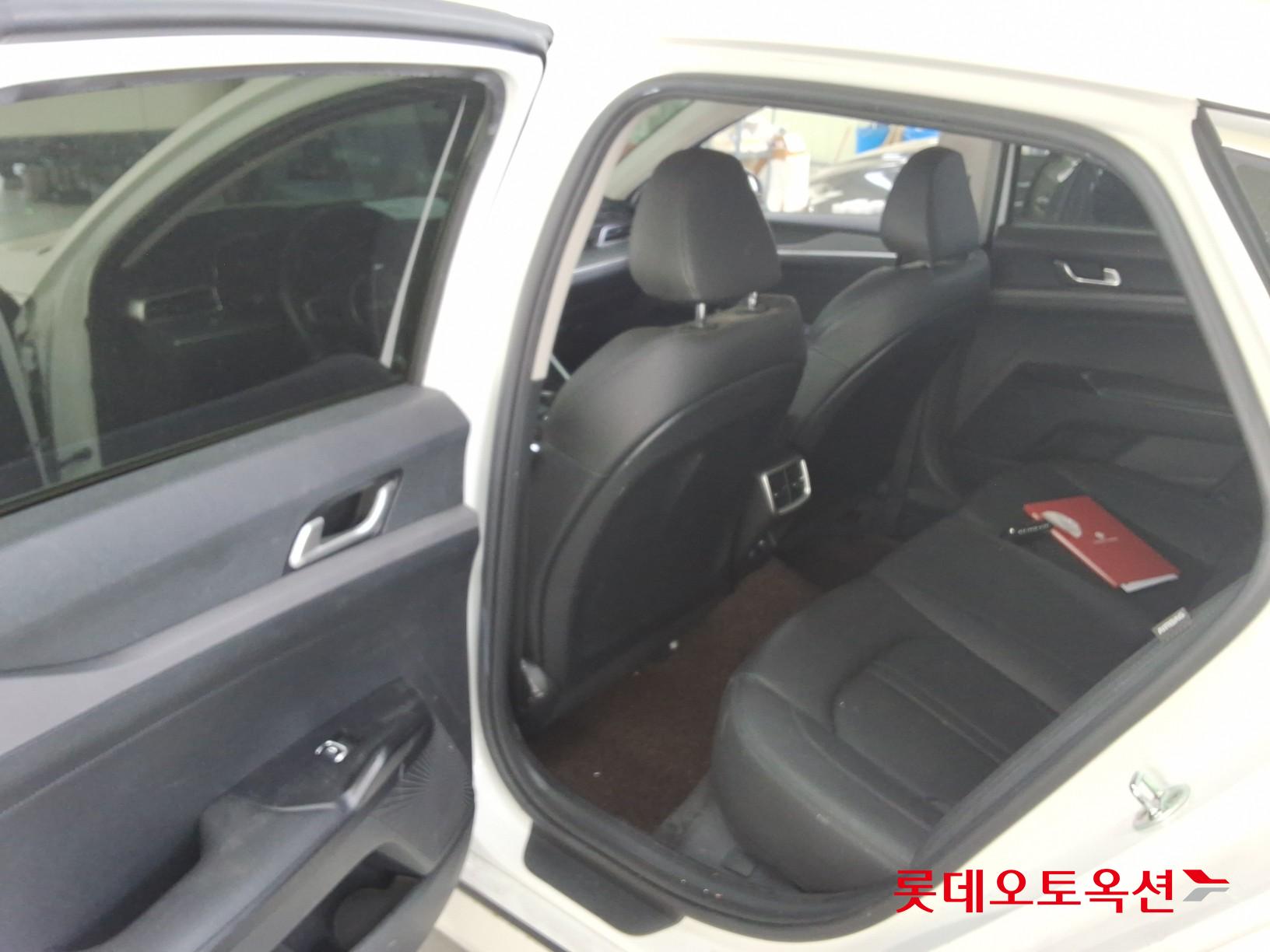 Kia K5 - 36