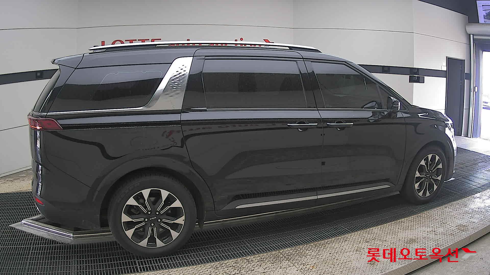 Kia Carnival 2022 - Image 20