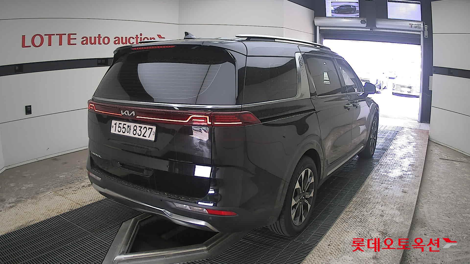 Kia Carnival 2022 - Image 18