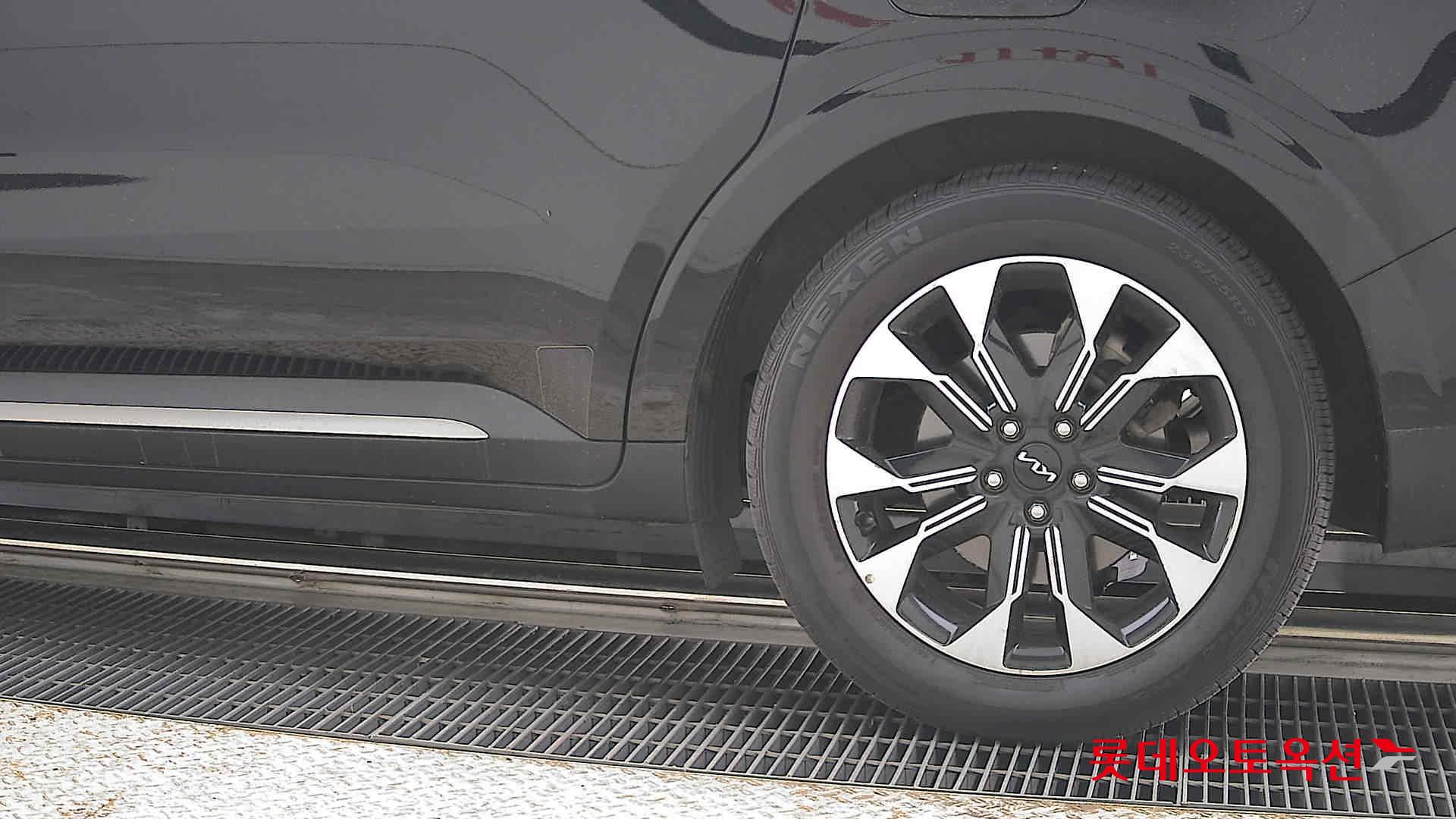 Kia Carnival 2022 - Image 26