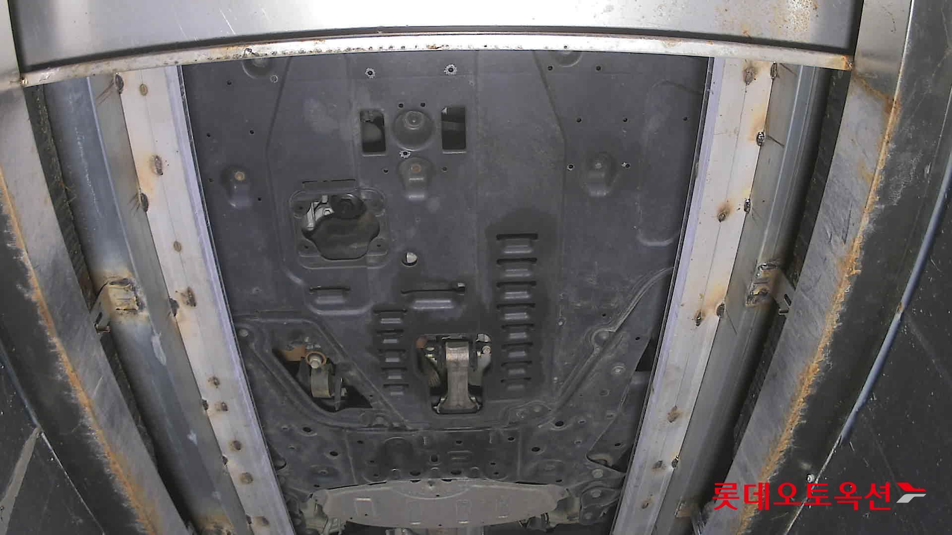 Kia Carnival 2022 - Image 8