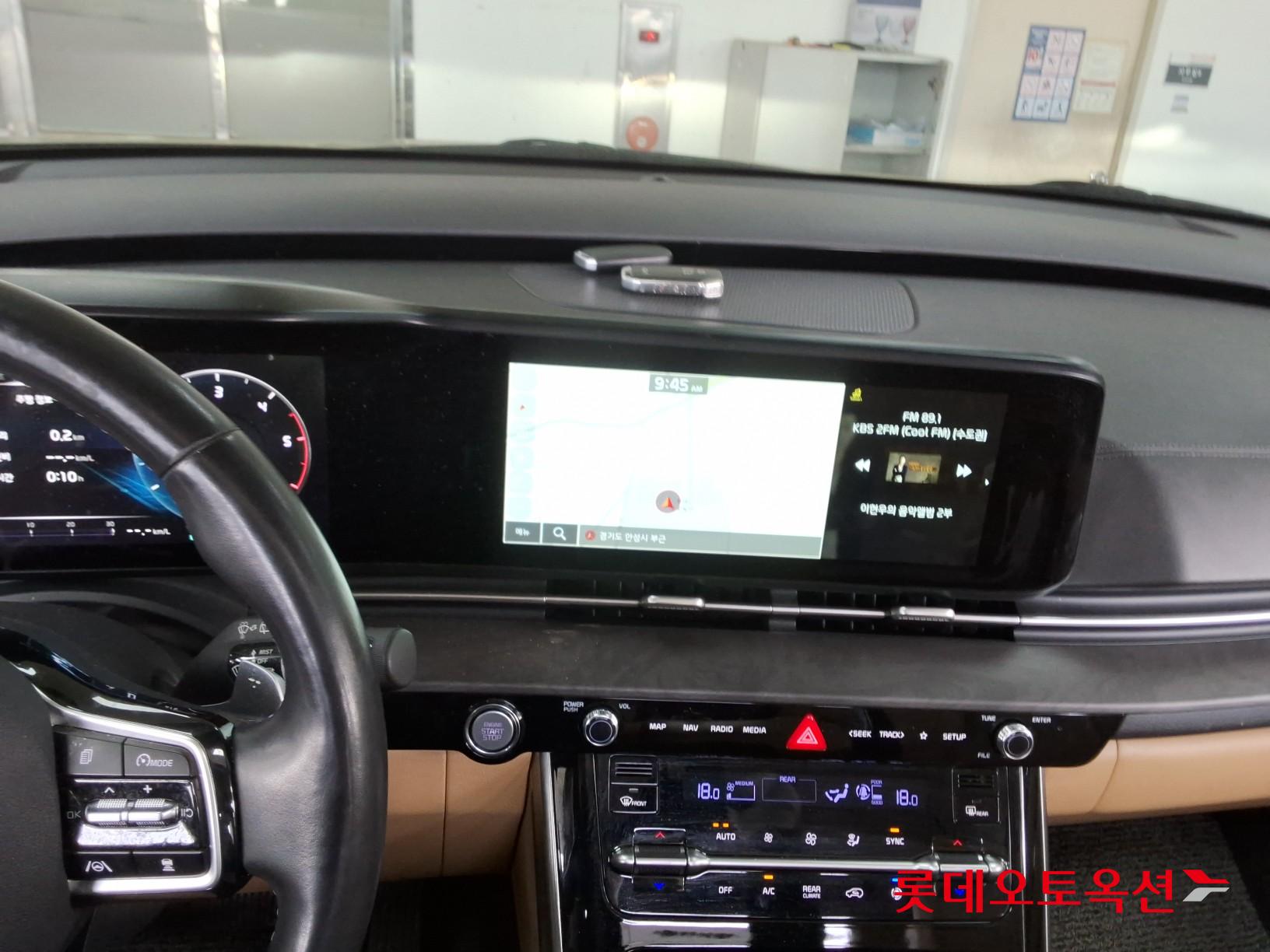 Kia Carnival 2022 - Image 32