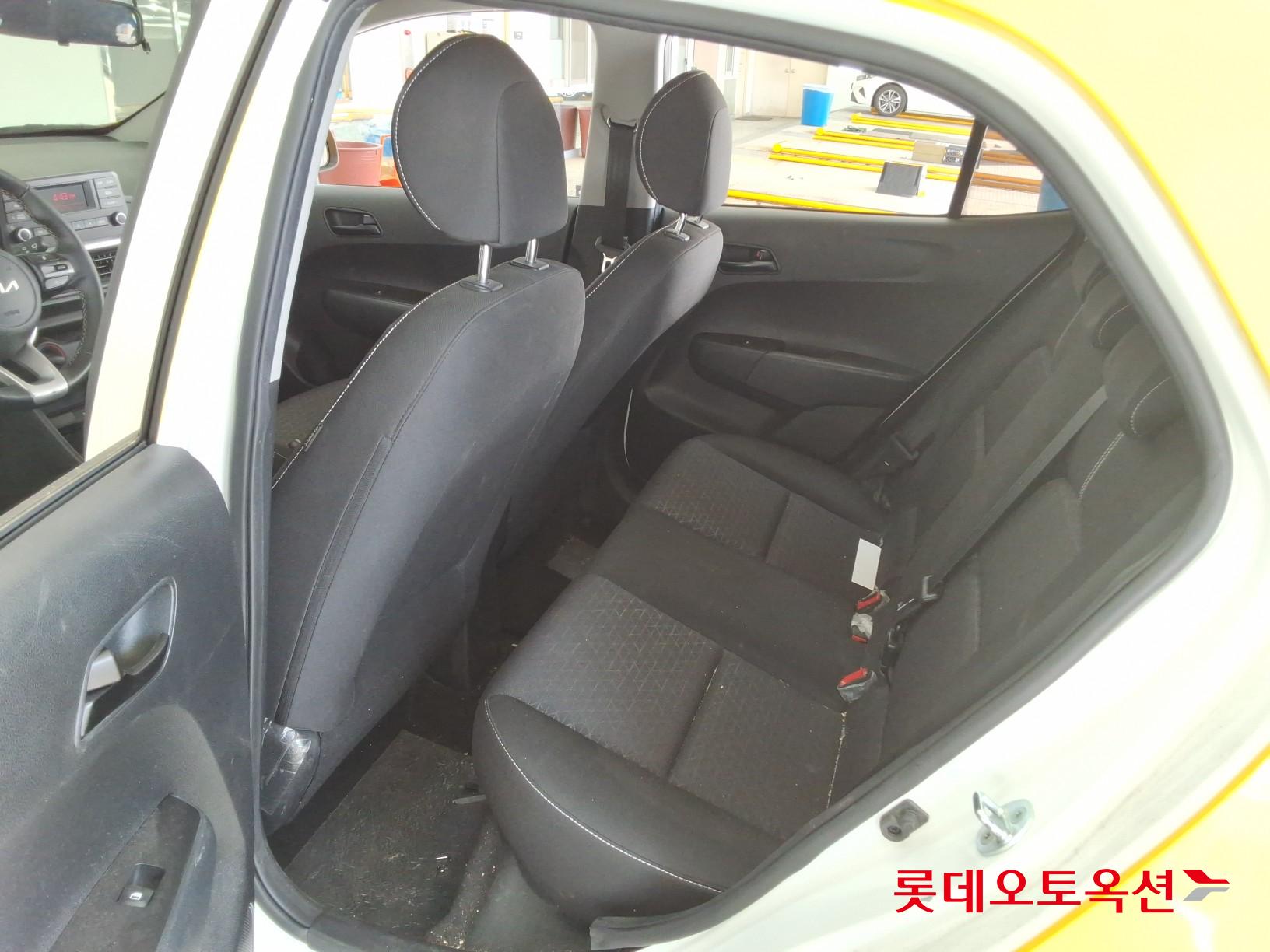 Kia Morning 2022 - Image 38