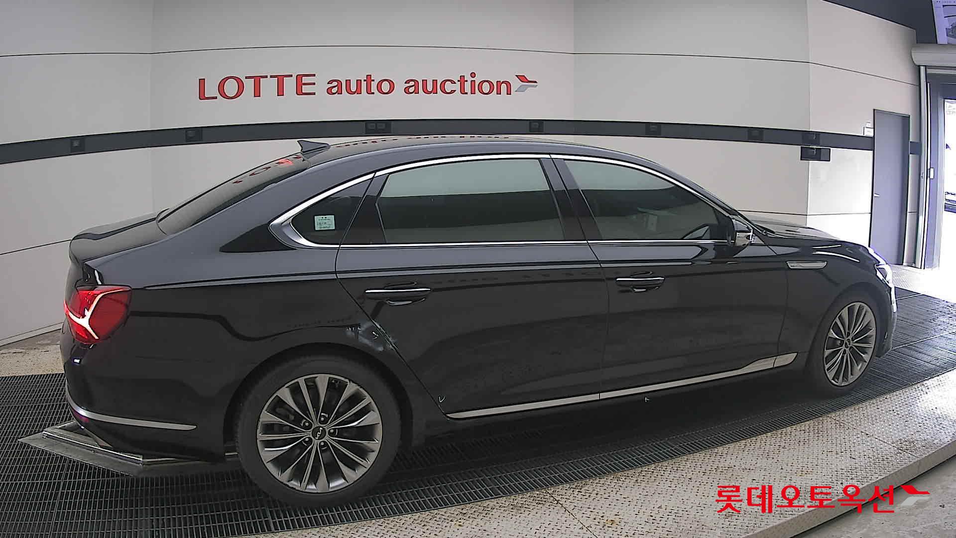 2023 - kia k9