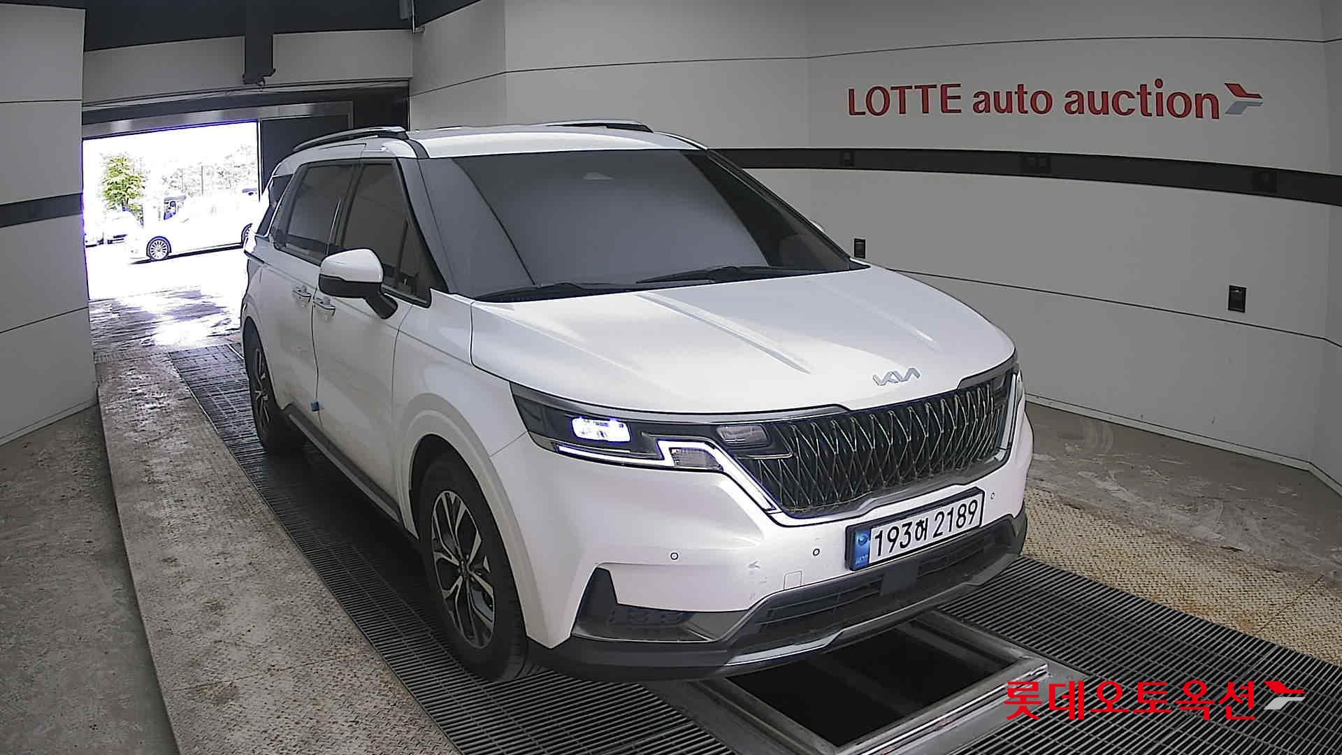 كيا كارنيفال 2023 - صورة 24