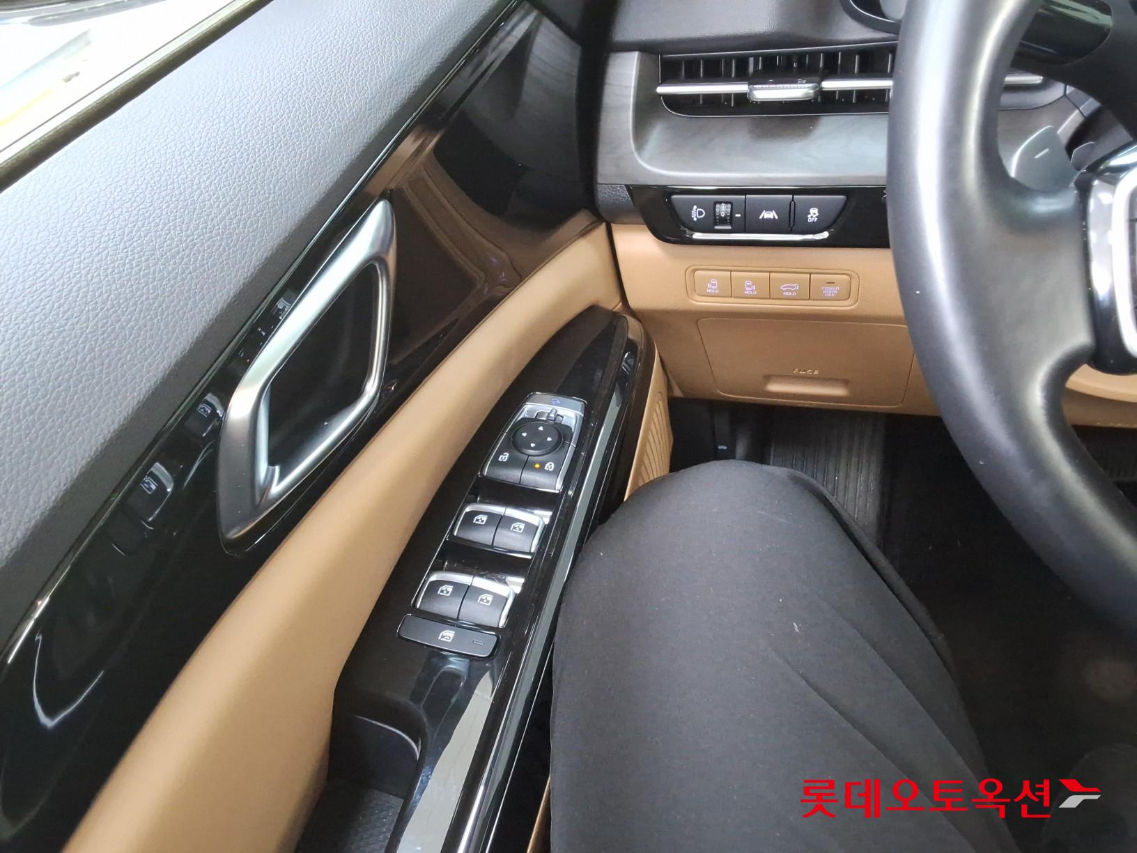 كيا كارنيفال 2023 - صورة 29